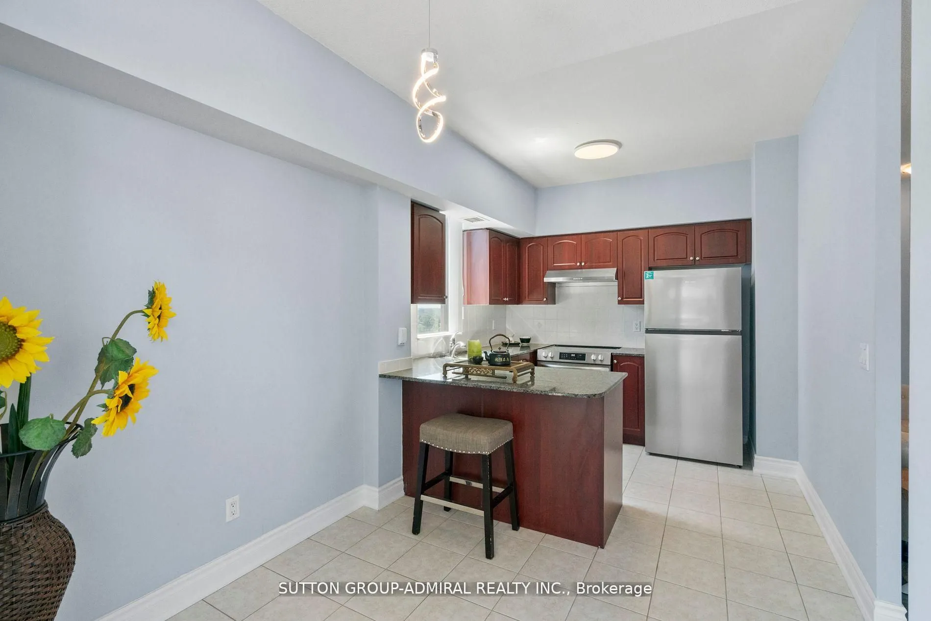 509 Beecroft Road, #2102