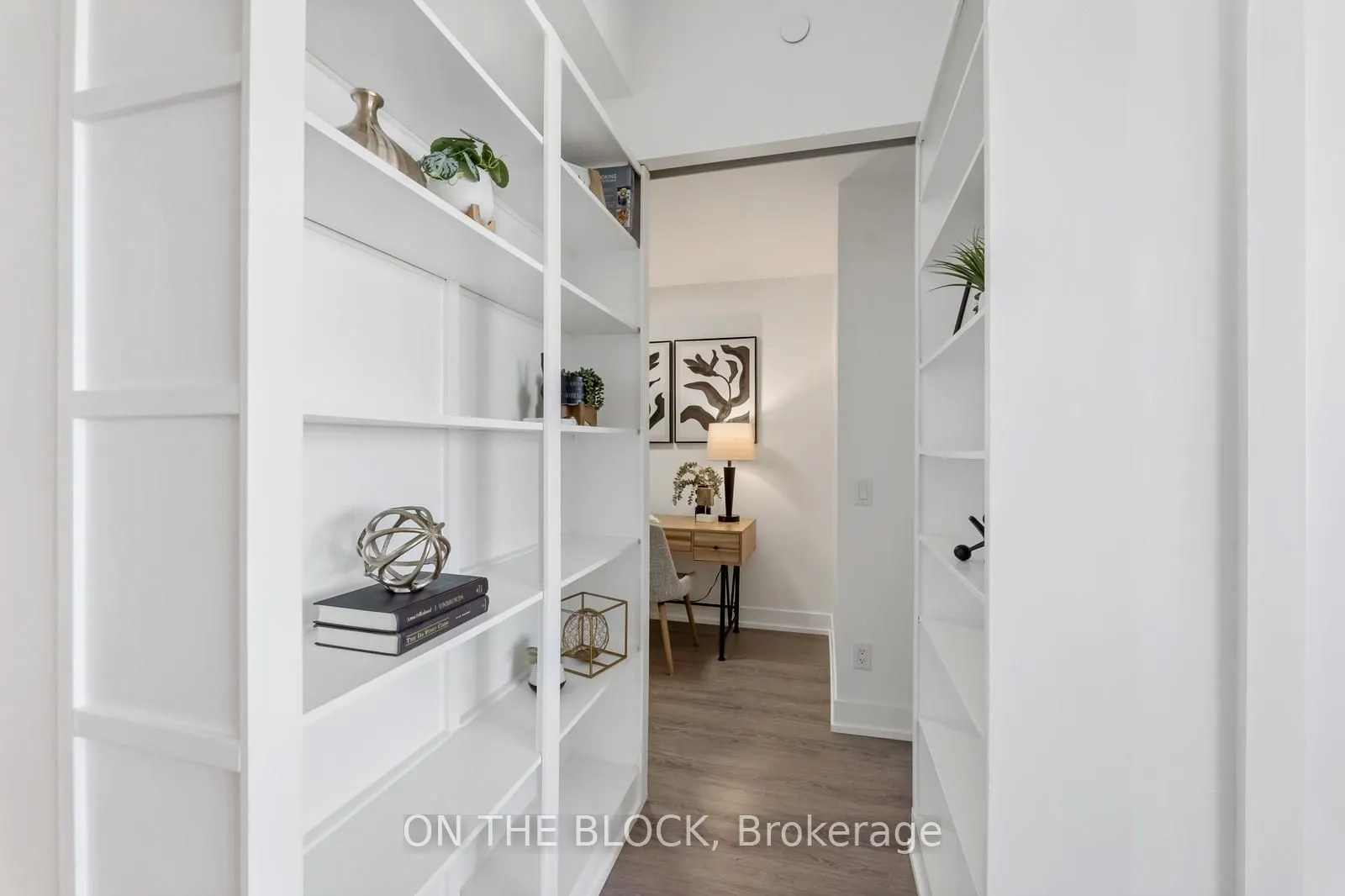 7 Grenville Street, #5307