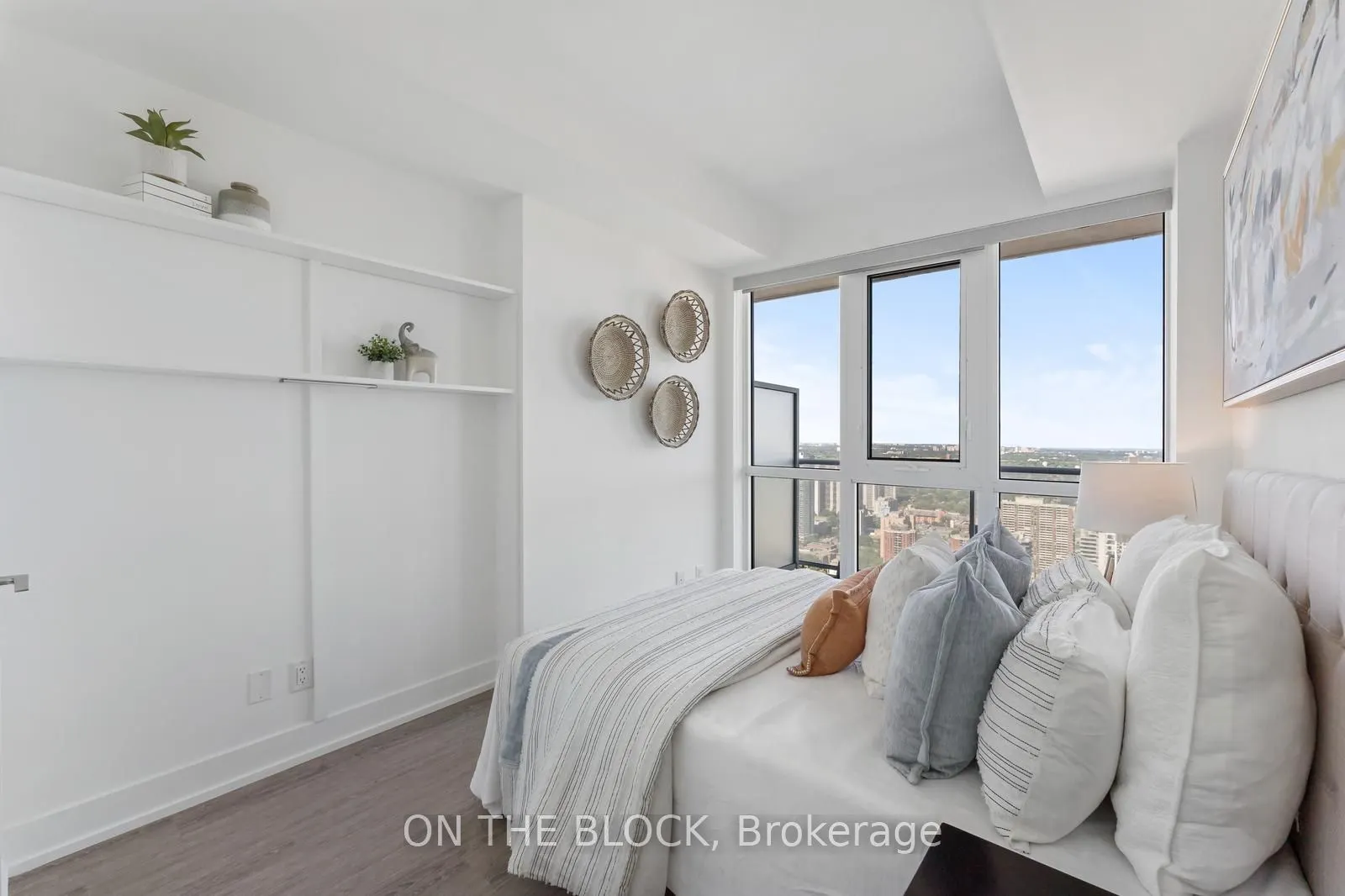 7 Grenville Street, #5307
