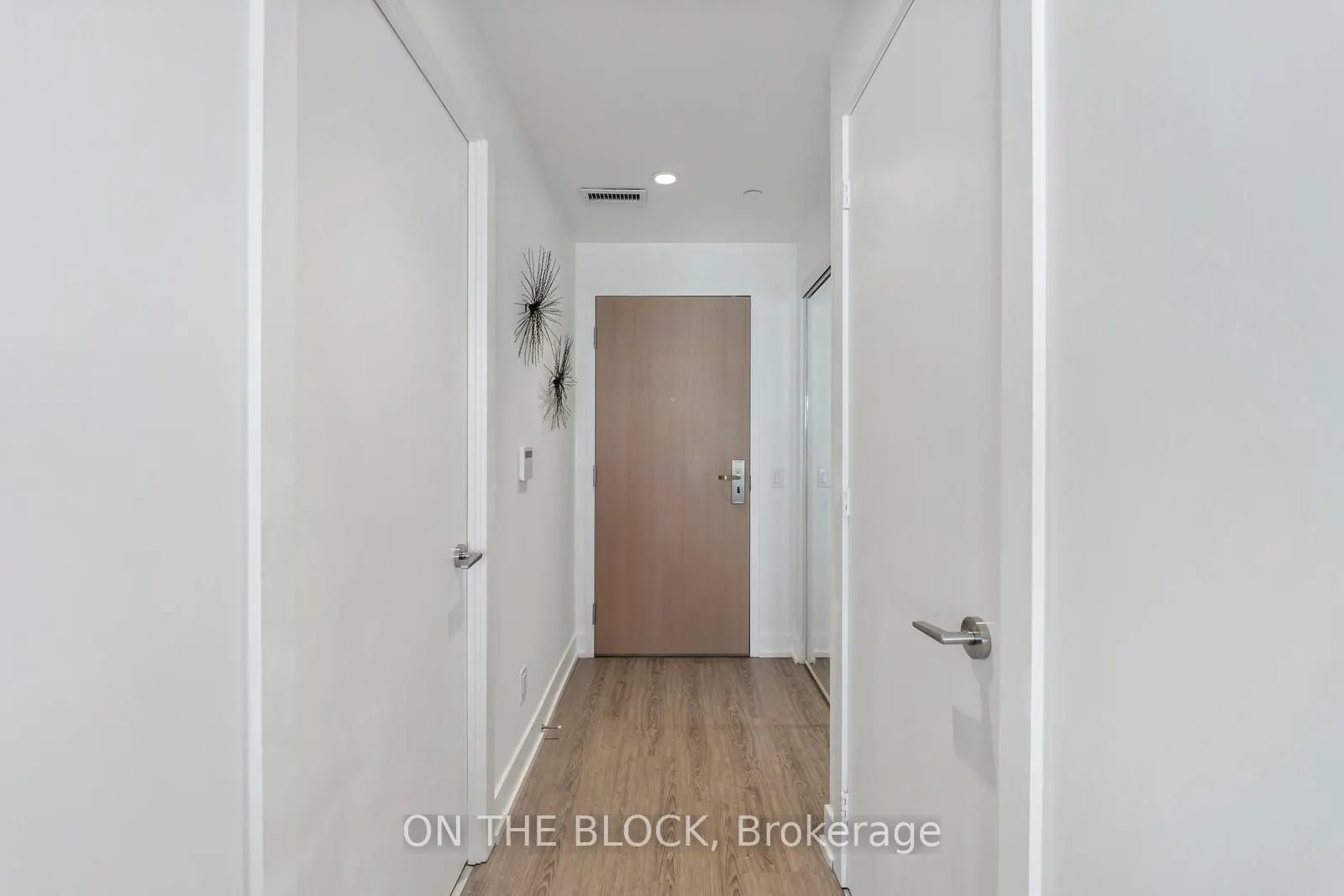 7 Grenville Street, #5307