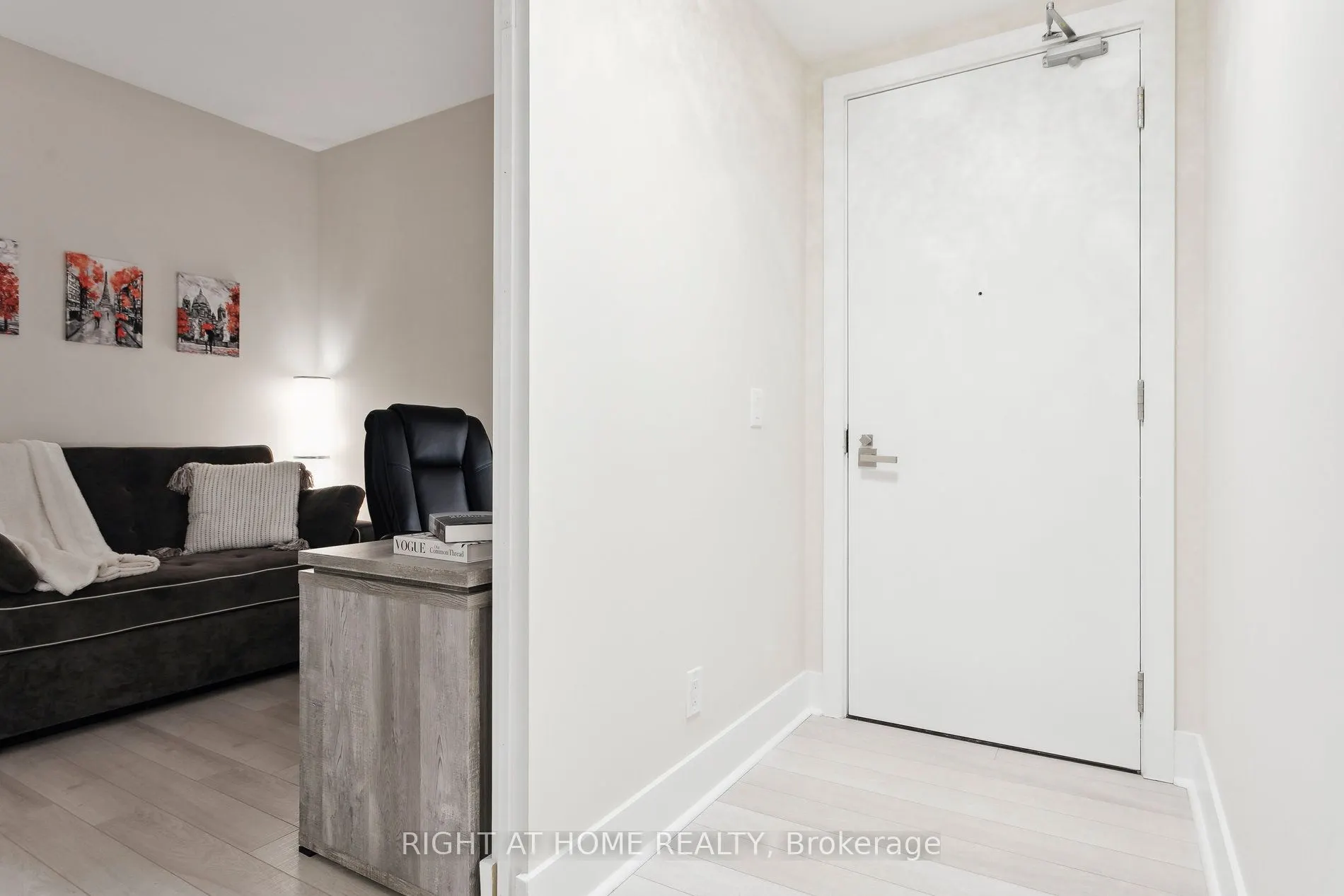 32 Davenport Road, #311
