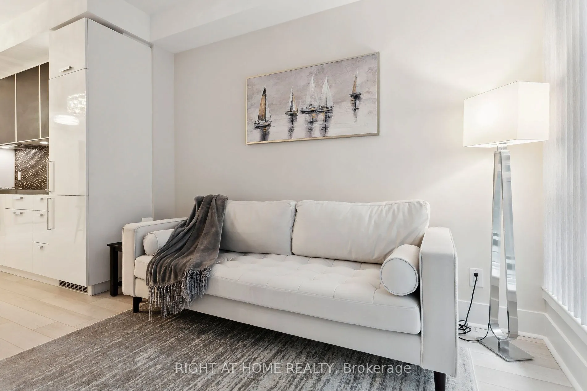 32 Davenport Road, #311