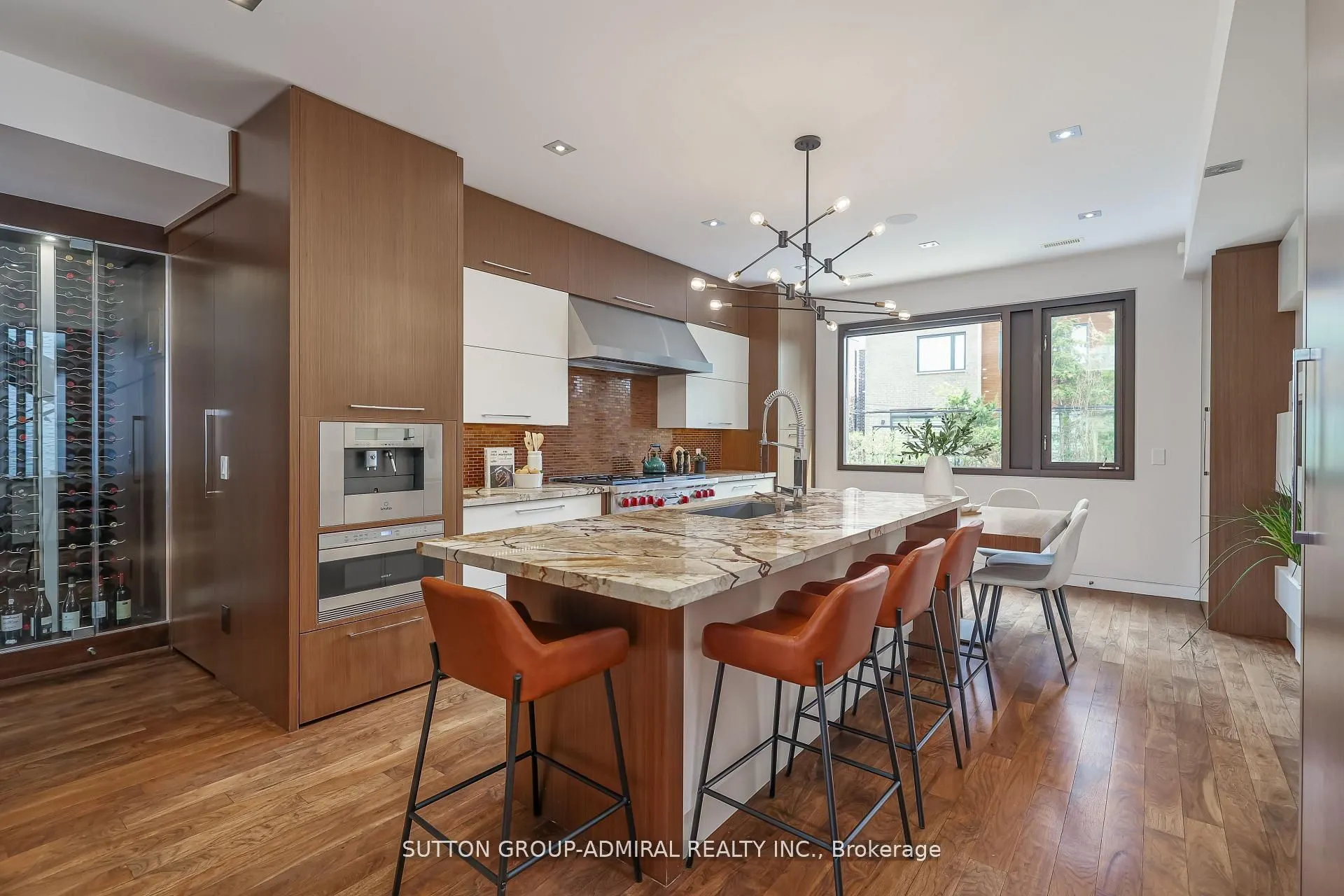415 Douglas Avenue