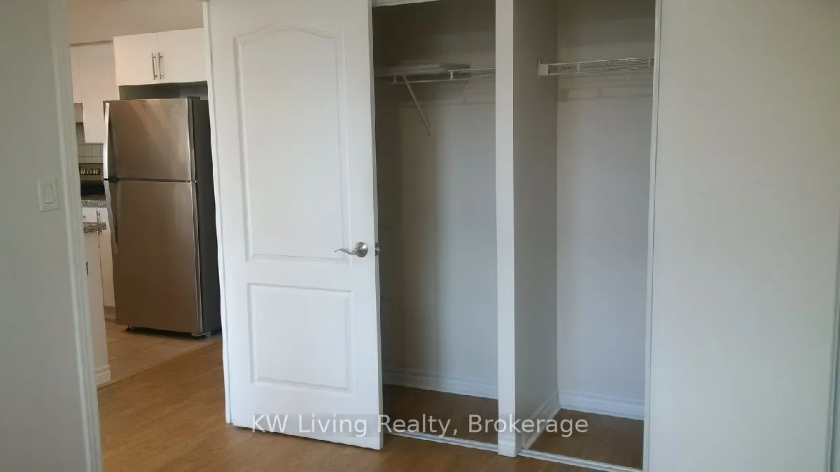 3840 Bathurst Street, #202