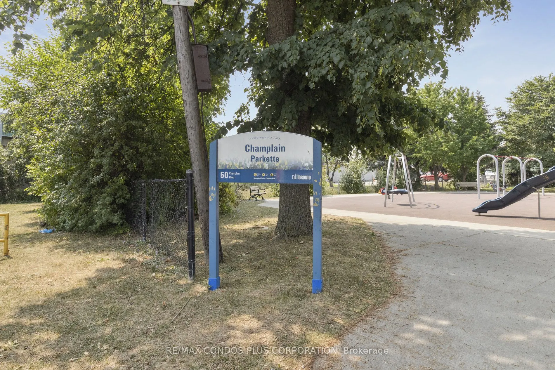 449 Wilson Avenue, #2