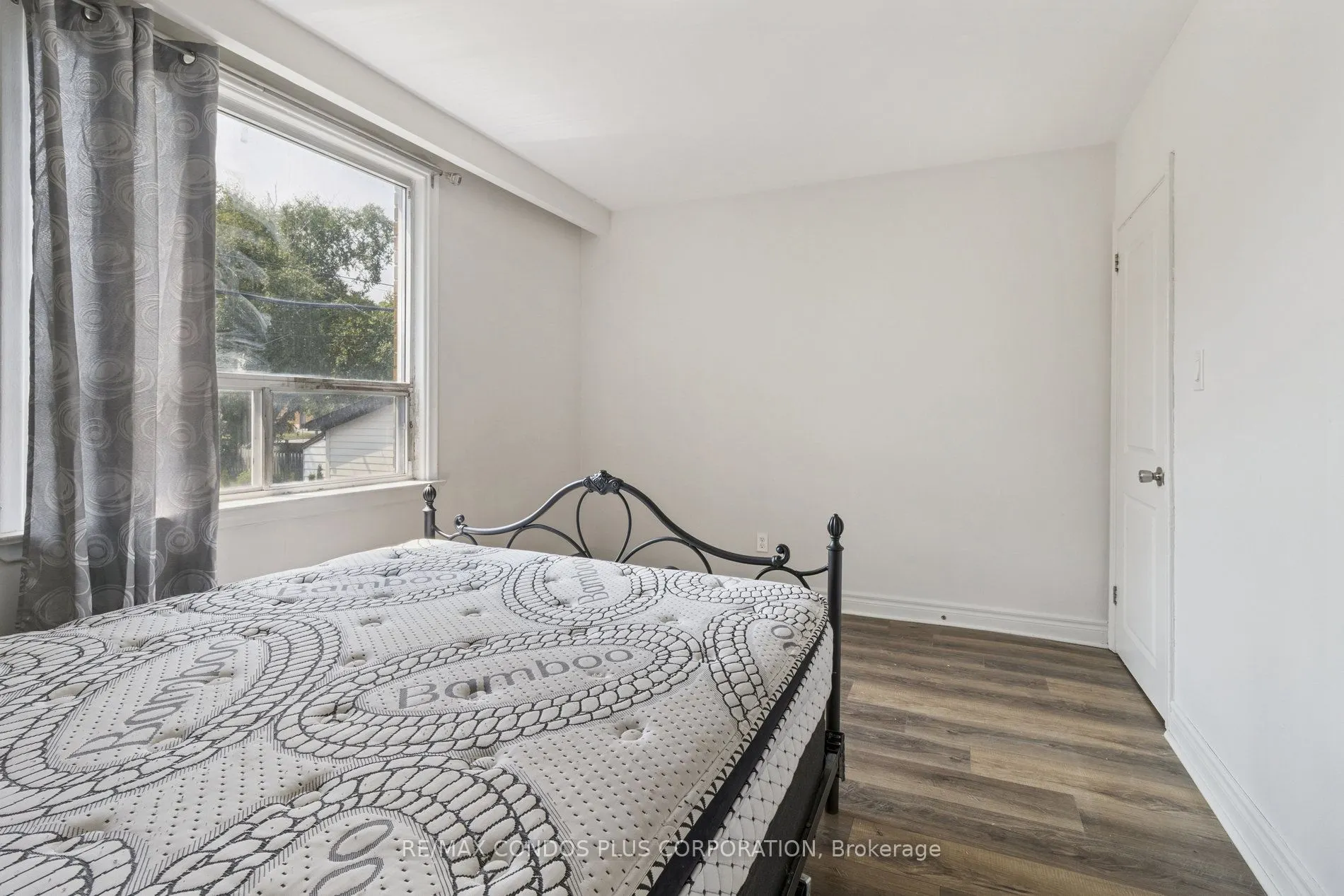 449 Wilson Avenue, #2