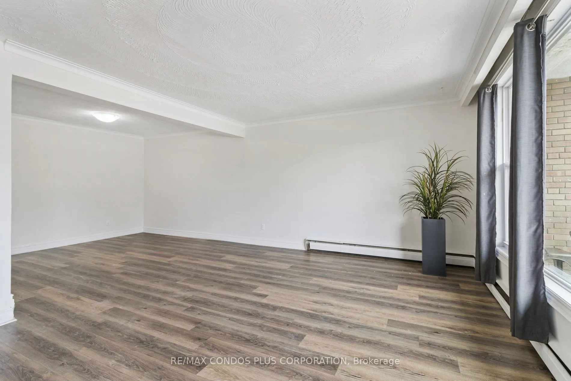 449 Wilson Avenue, #2