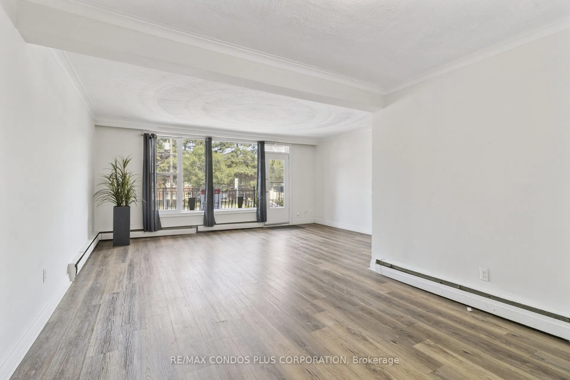 449 Wilson Avenue, #2