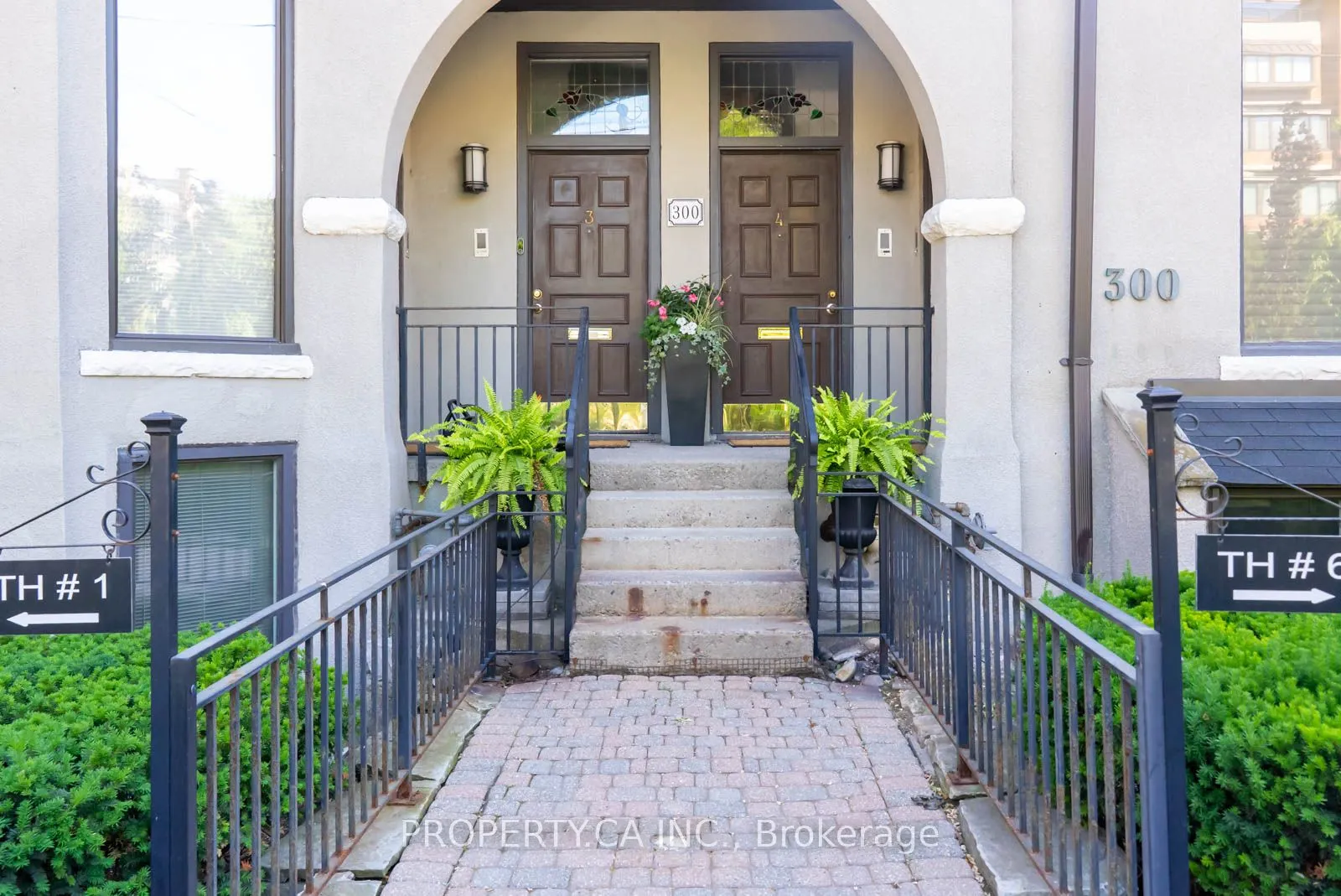 300 Avenue Road, #5