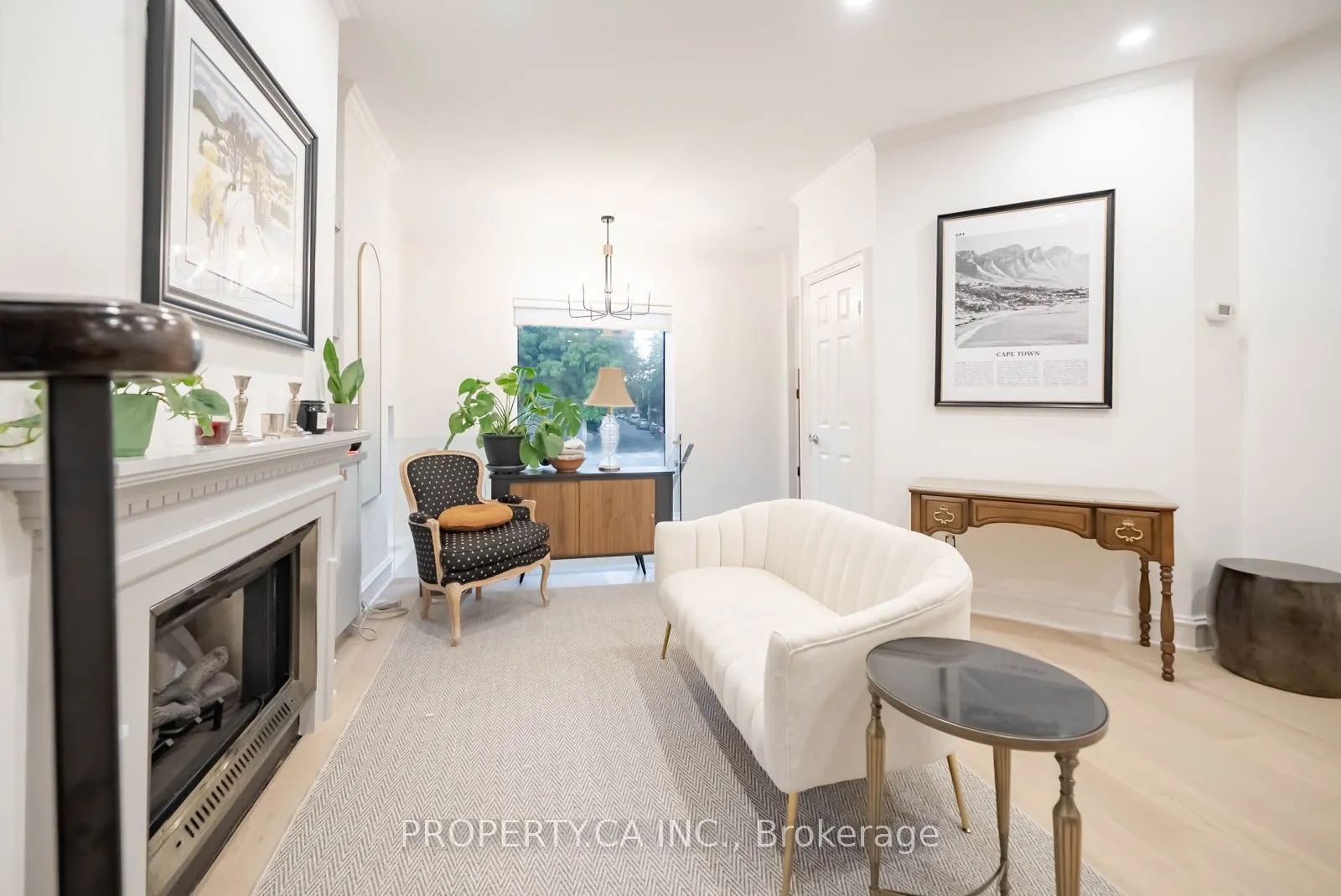 300 Avenue Road, #5