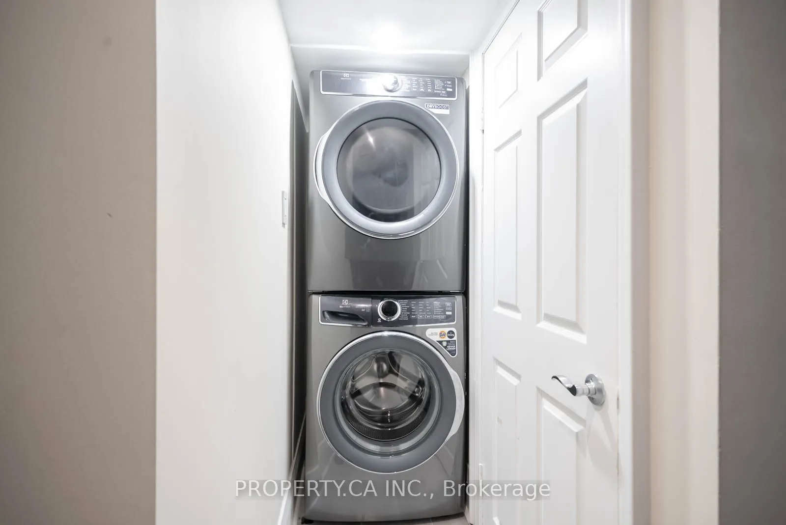 300 Avenue Road, #5