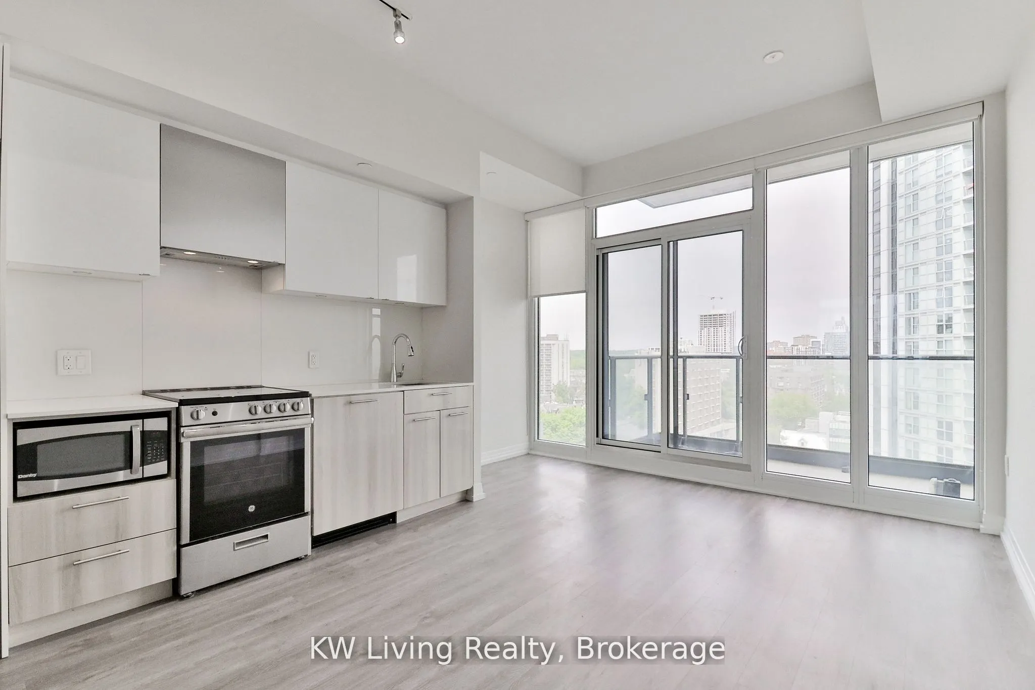 251 Jarvis Street, #1014