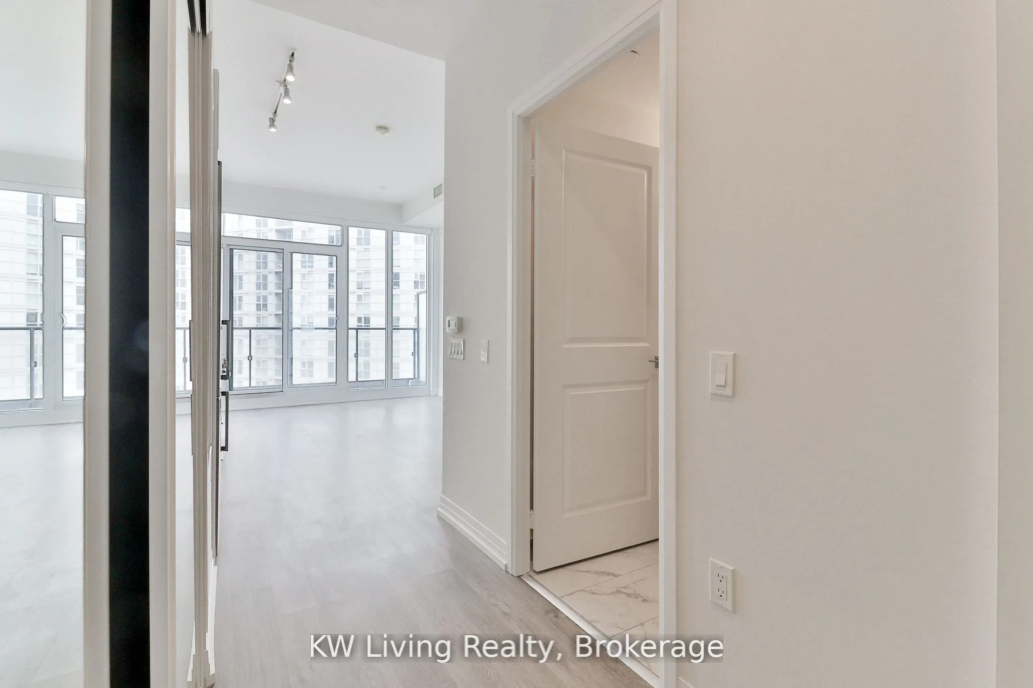 251 Jarvis Street, #1014