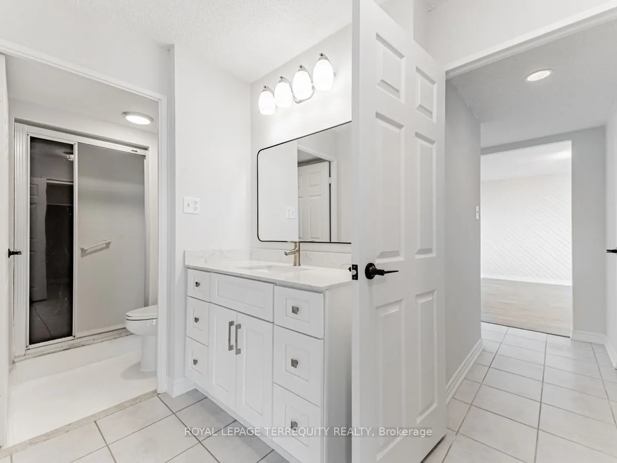 1555 Finch Avenue E, #908