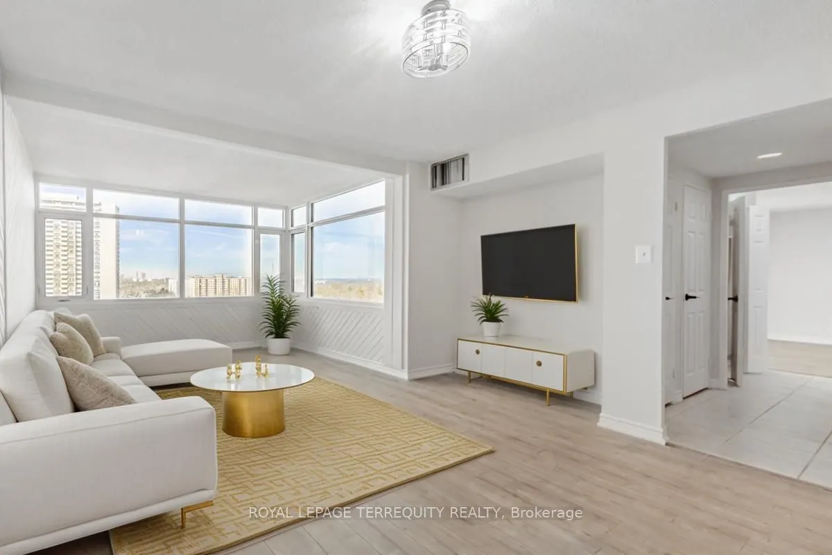 1555 Finch Avenue E, #908