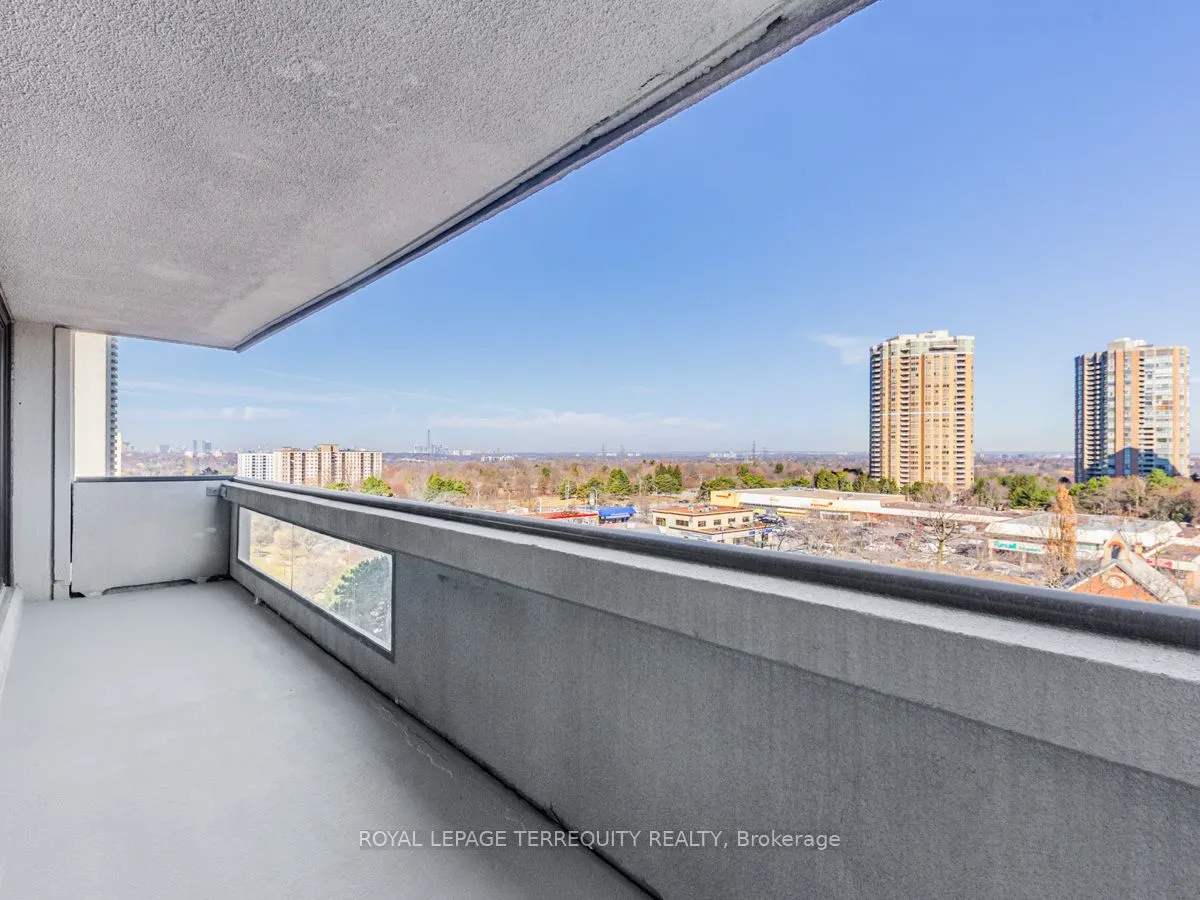 1555 Finch Avenue E, #908