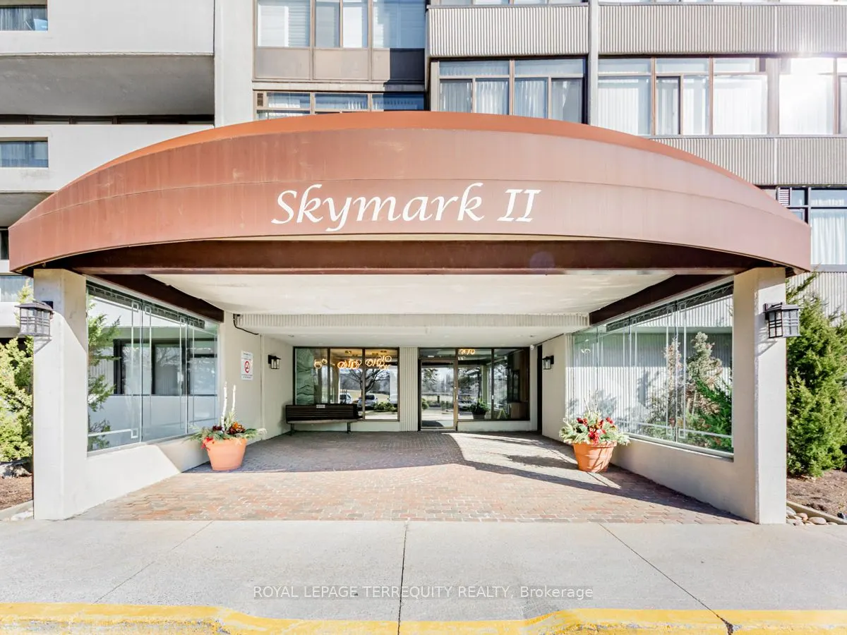 1555 Finch Avenue E, #908
