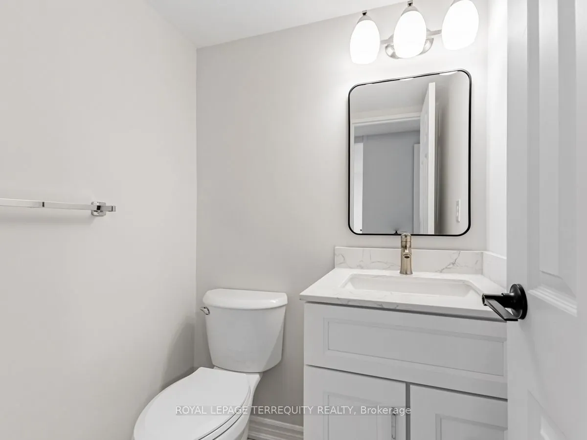 1555 Finch Avenue E, #908