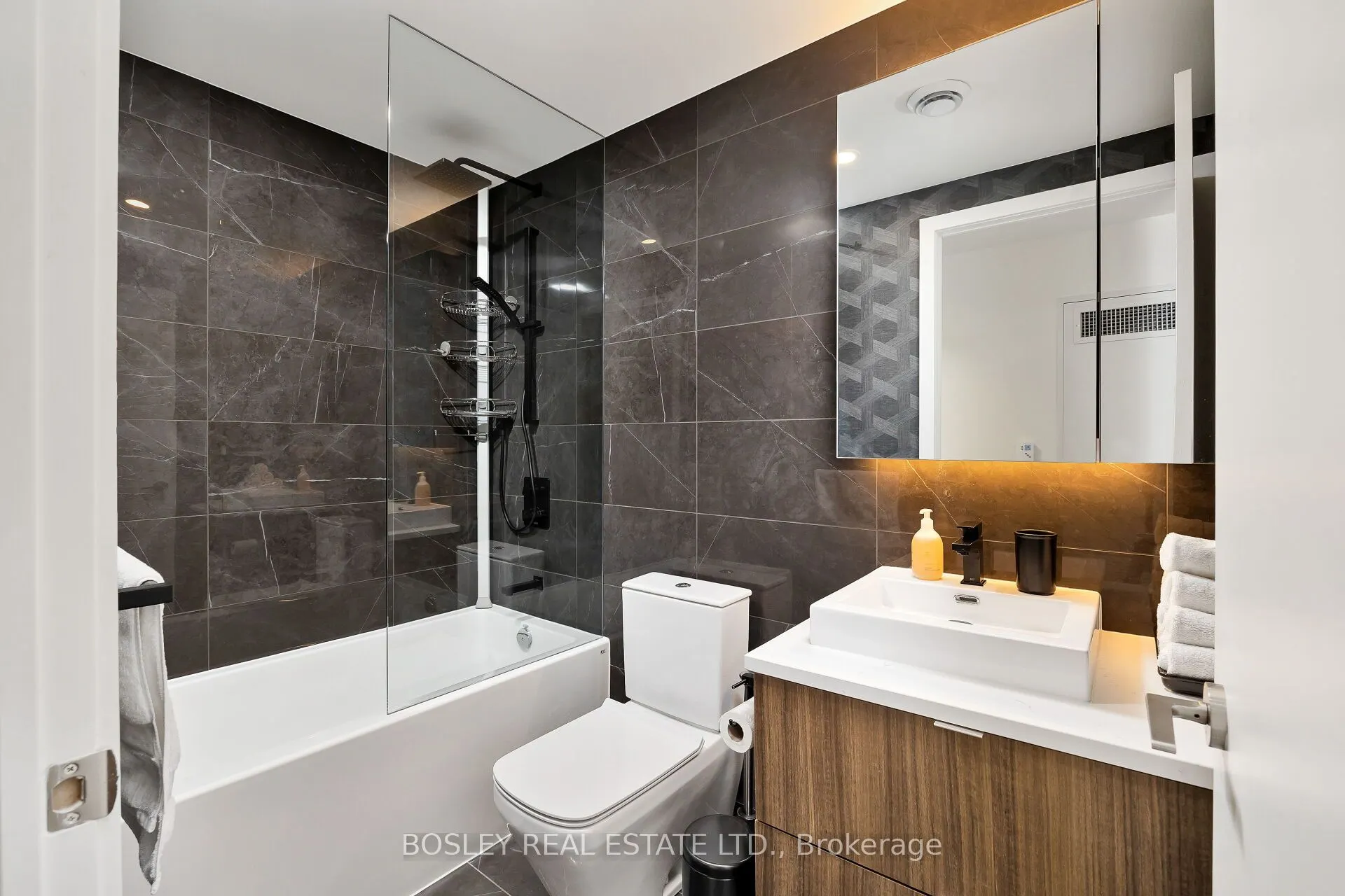 21 Lawren Harris Square, #804
