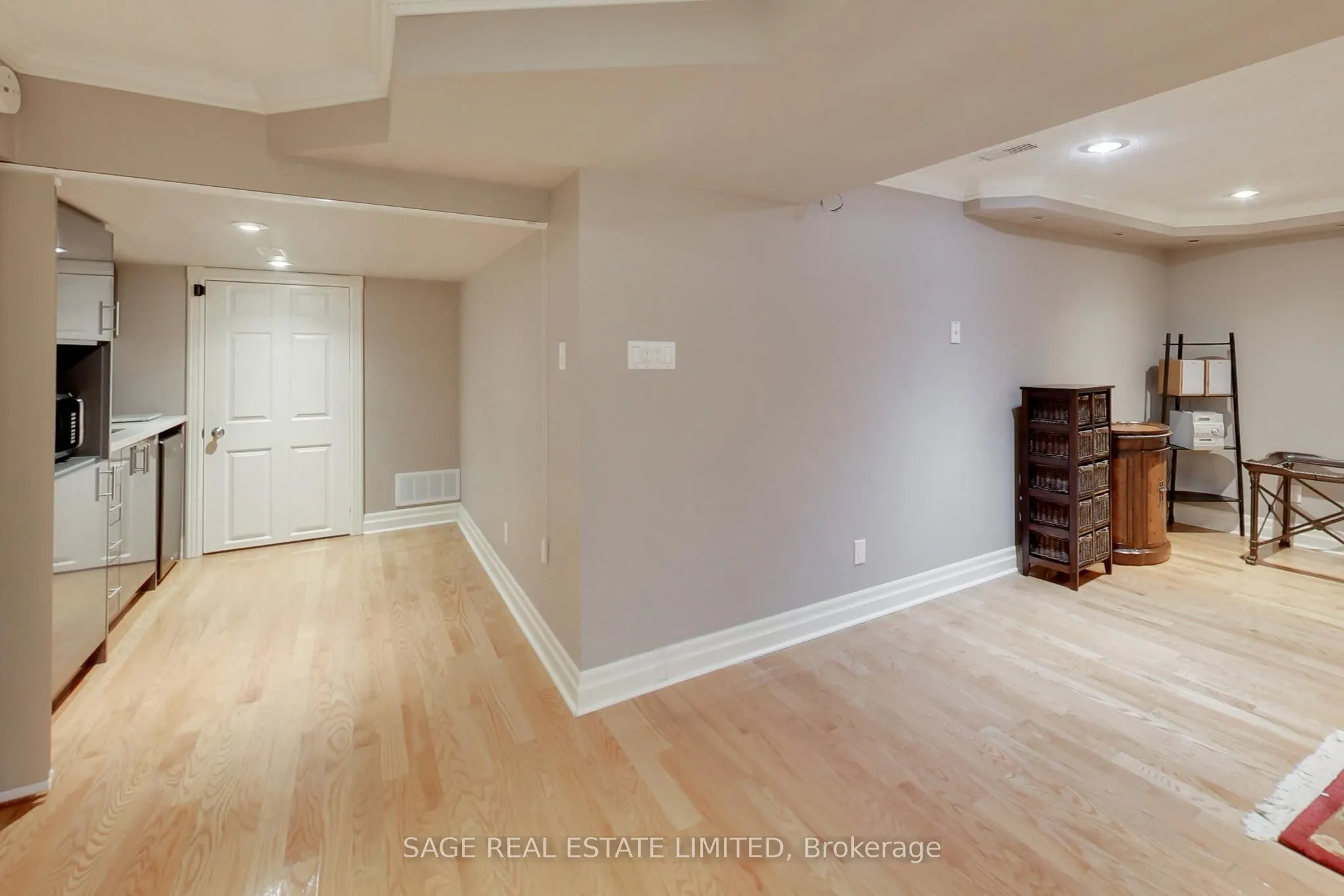 108 Madawaska Avenue