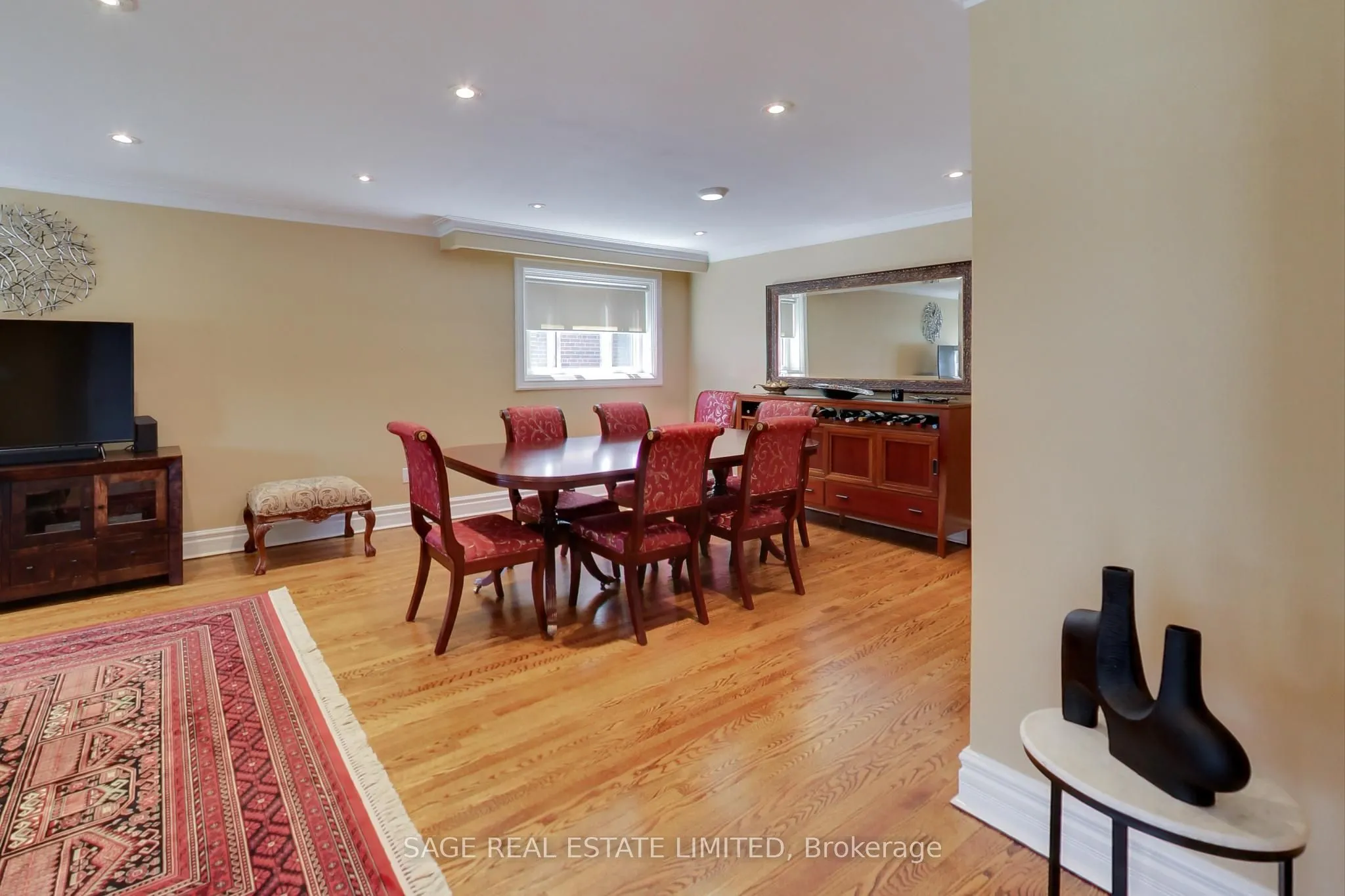 108 Madawaska Avenue