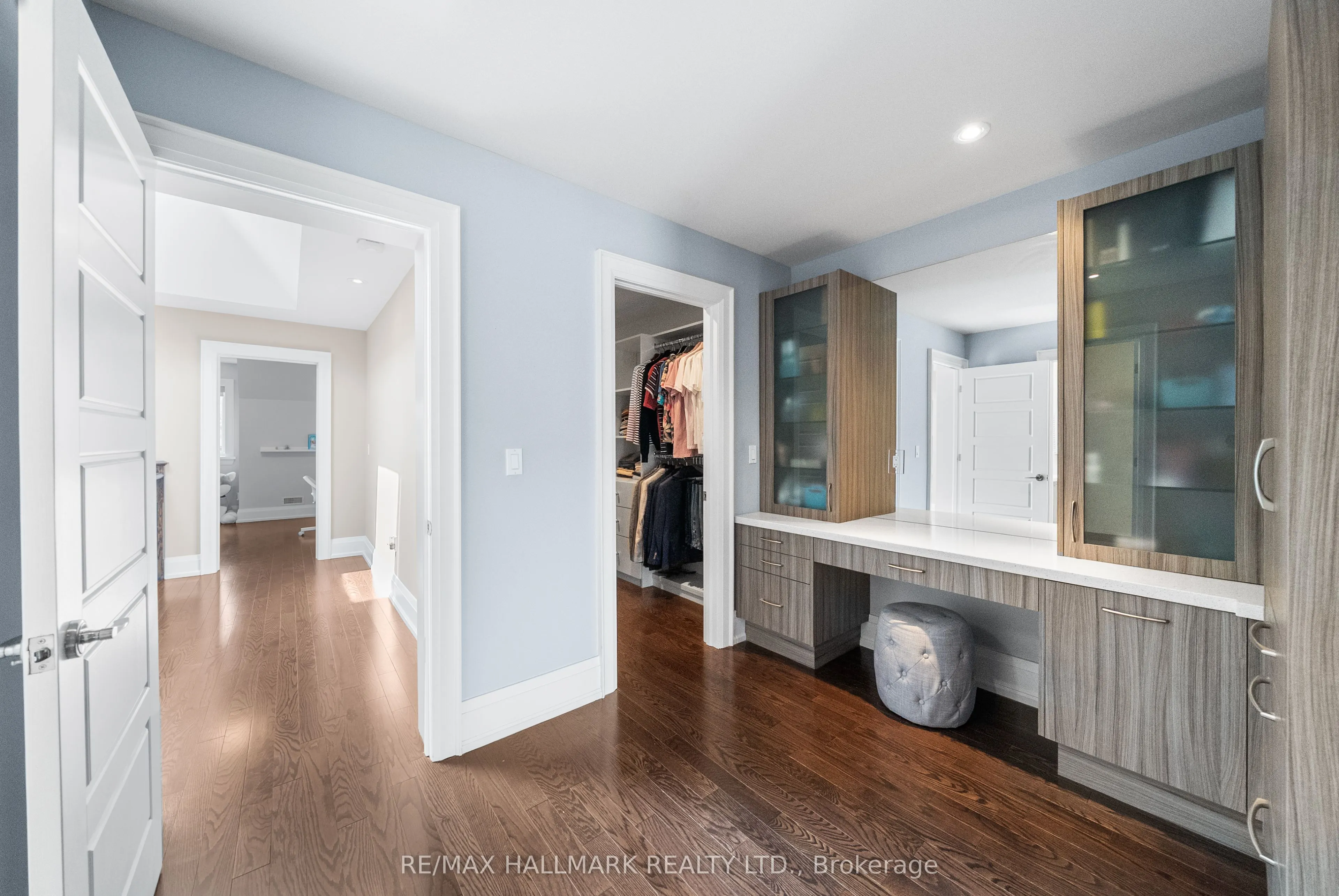 19 Hycrest Avenue