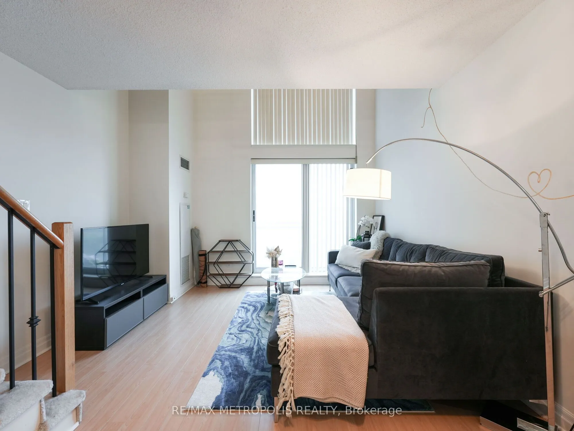 188 Doris Avenue, #1205