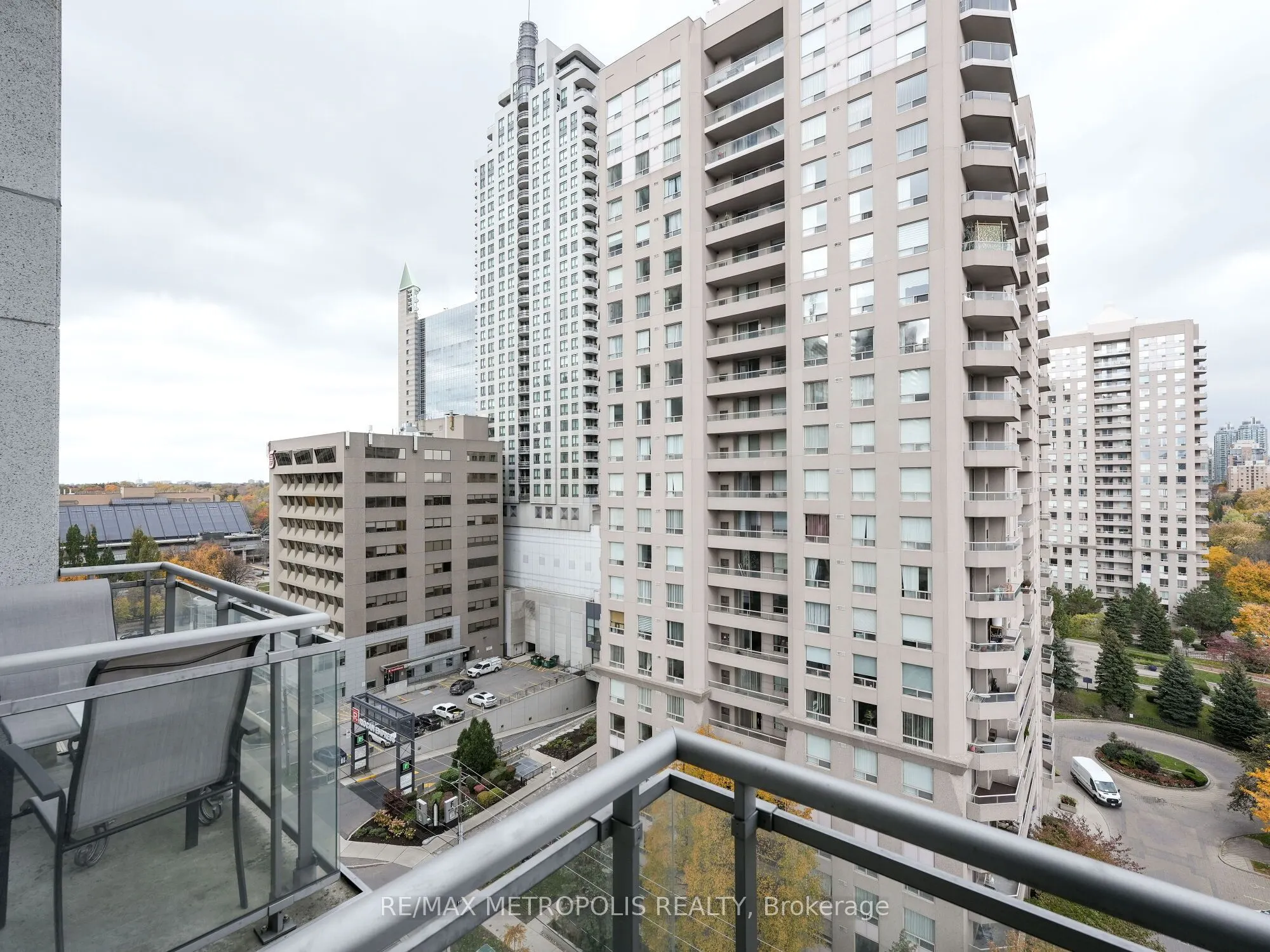 188 Doris Avenue, #1205