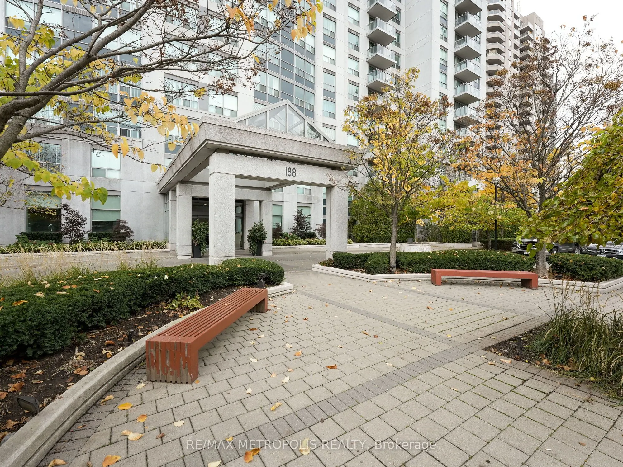 188 Doris Avenue, #1205
