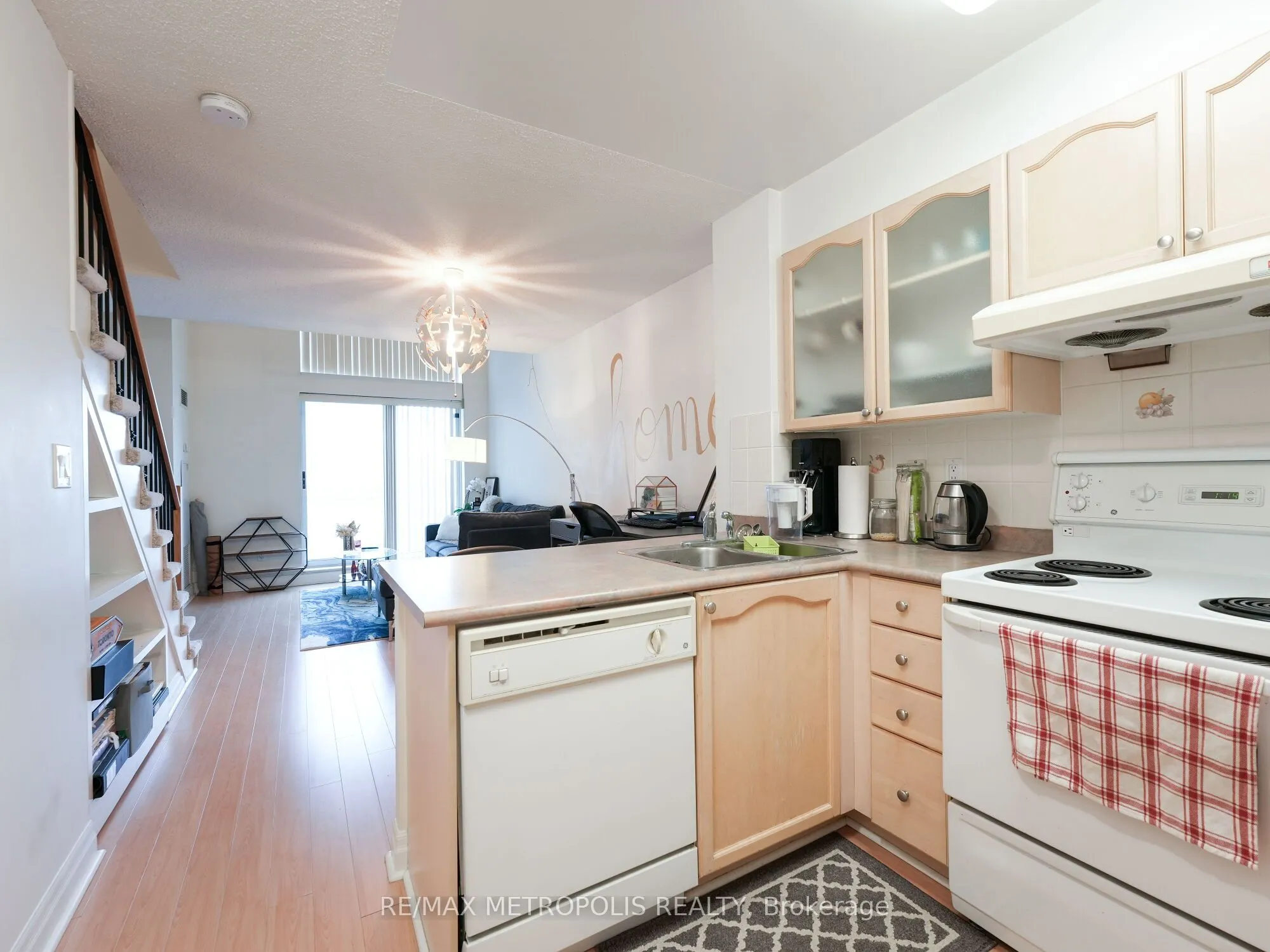188 Doris Avenue, #1205