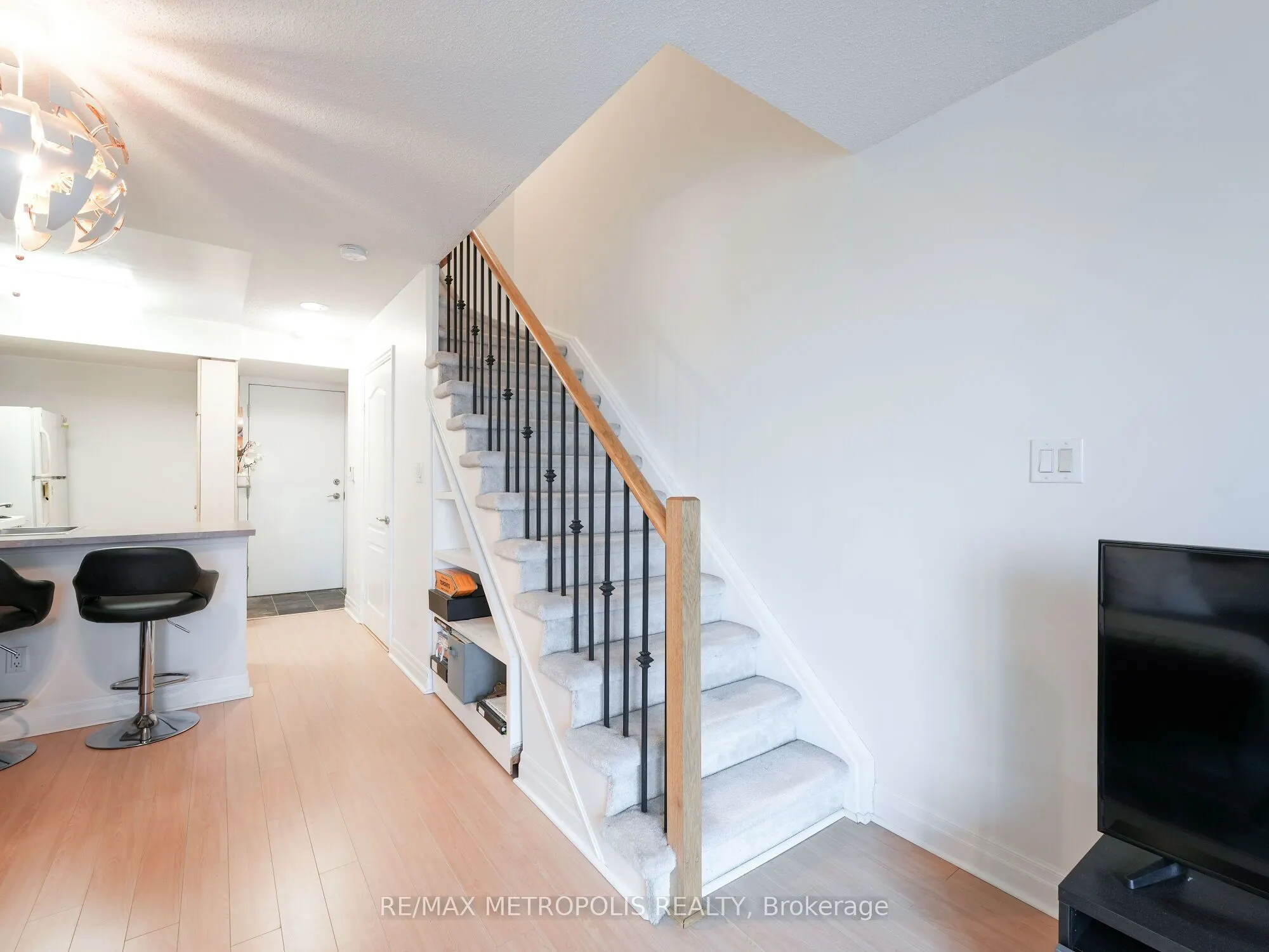 188 Doris Avenue, #1205