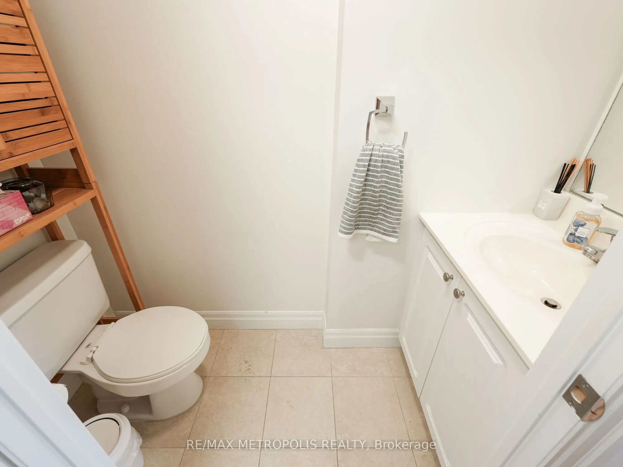 188 Doris Avenue, #1205