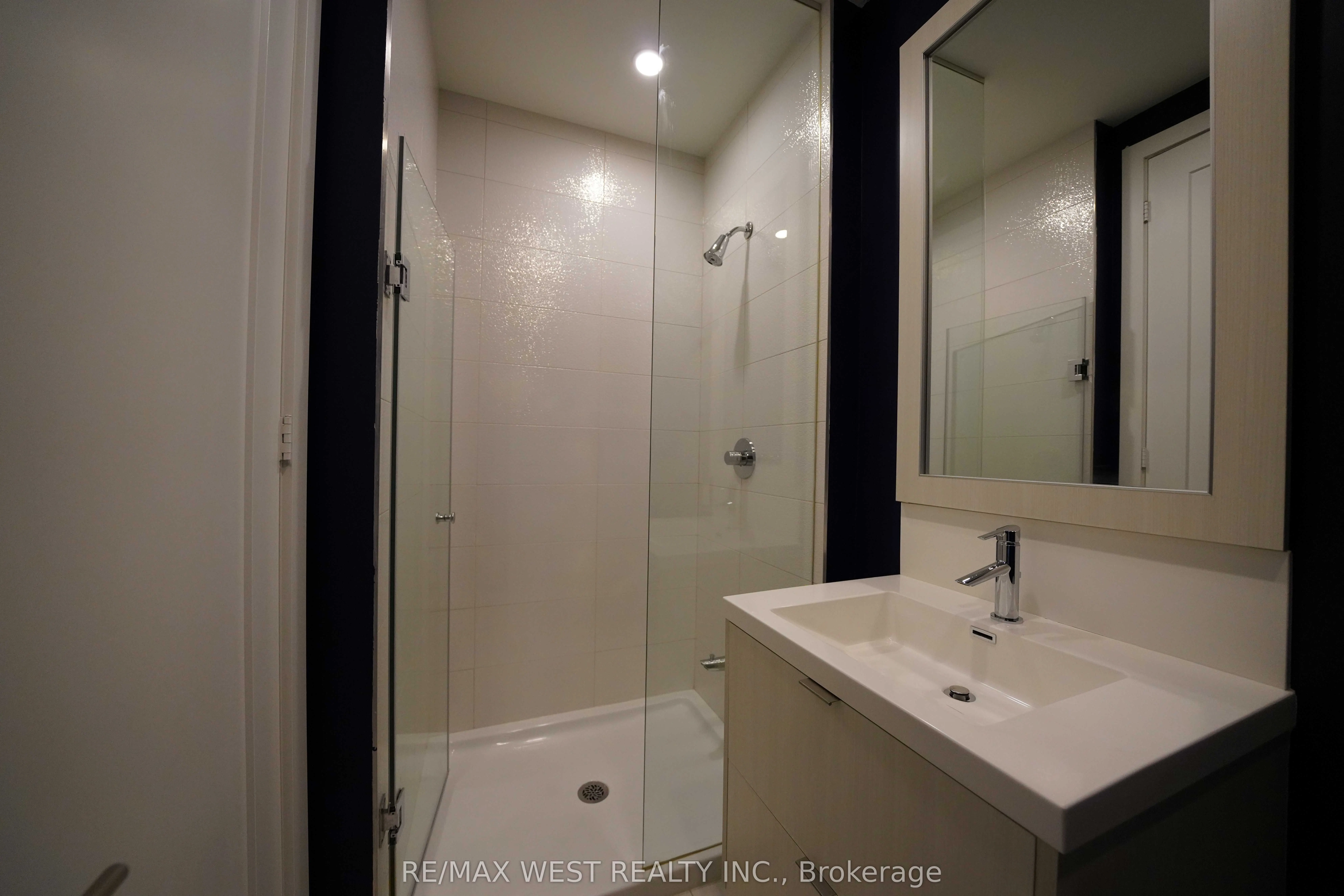 38 Cameron Street, #216
