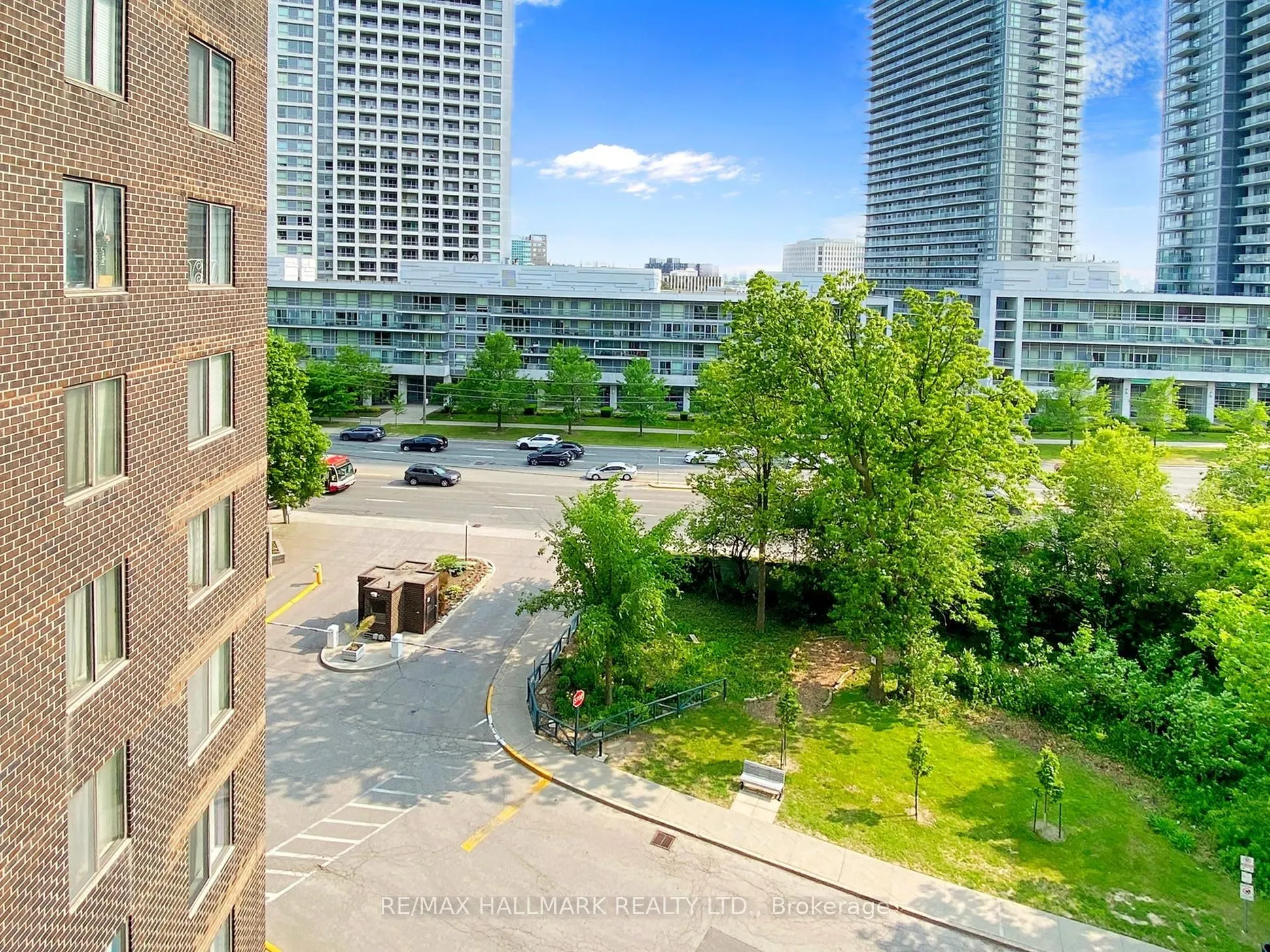 1900 Sheppard Avenue E, #804