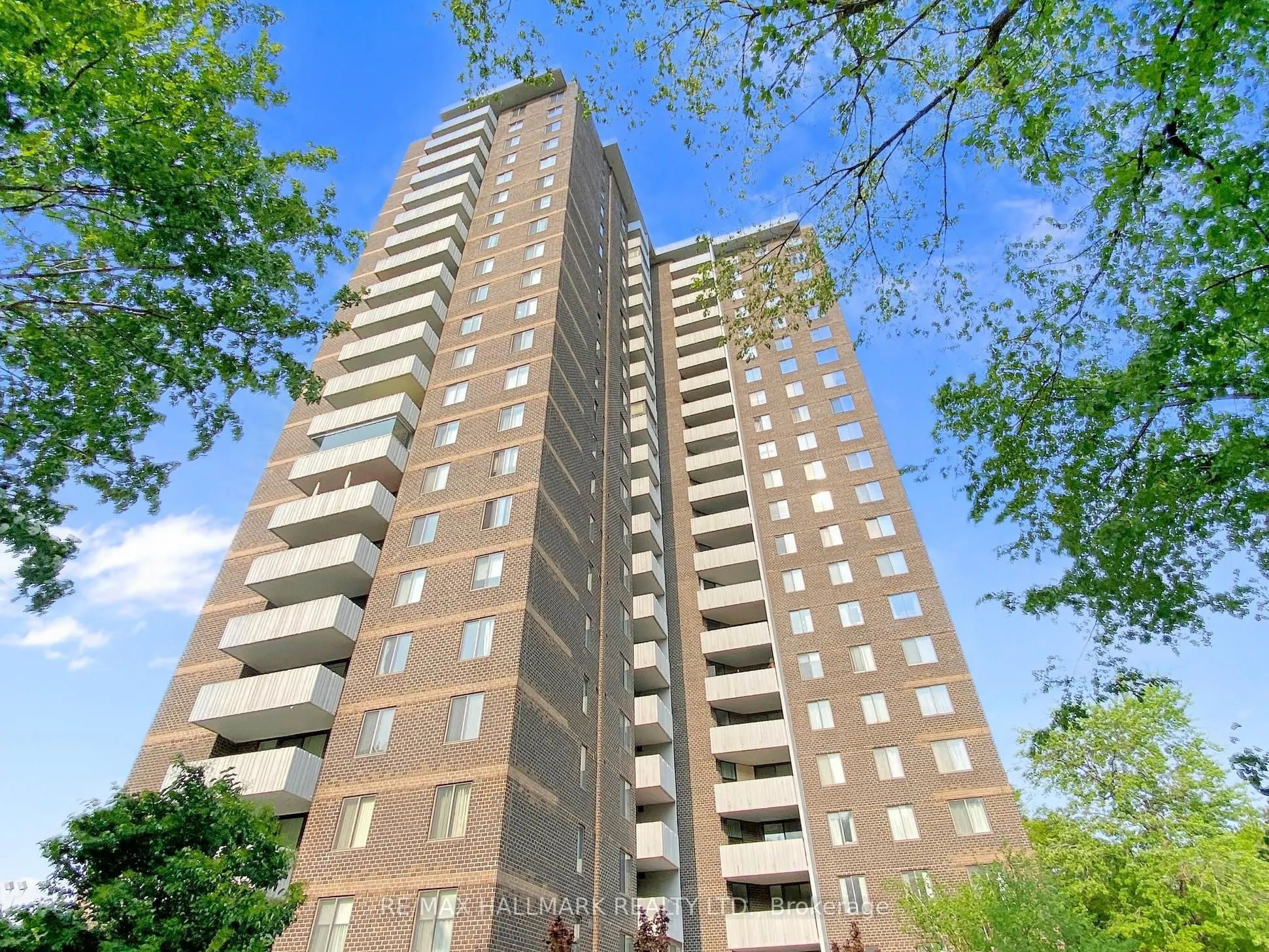 1900 Sheppard Avenue E, #804