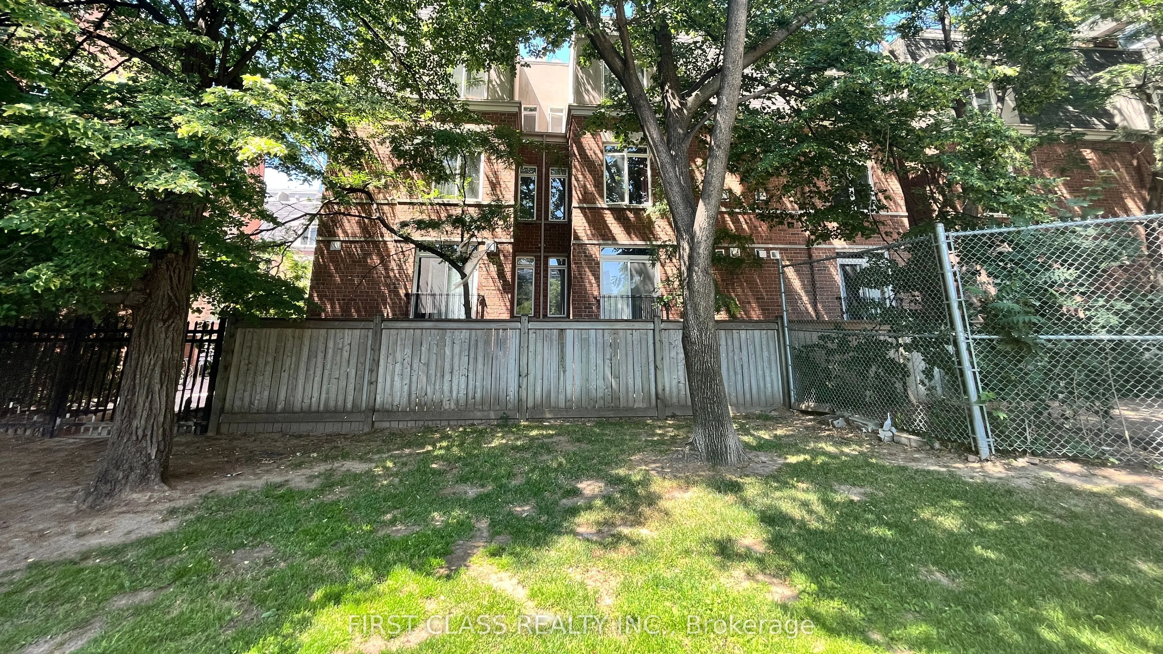 415 Jarvis Street, #355