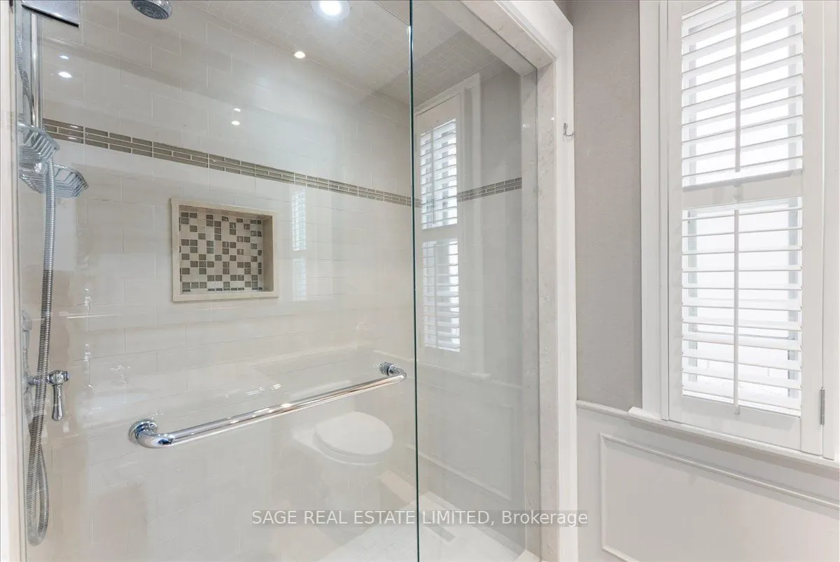 88A Glen Road