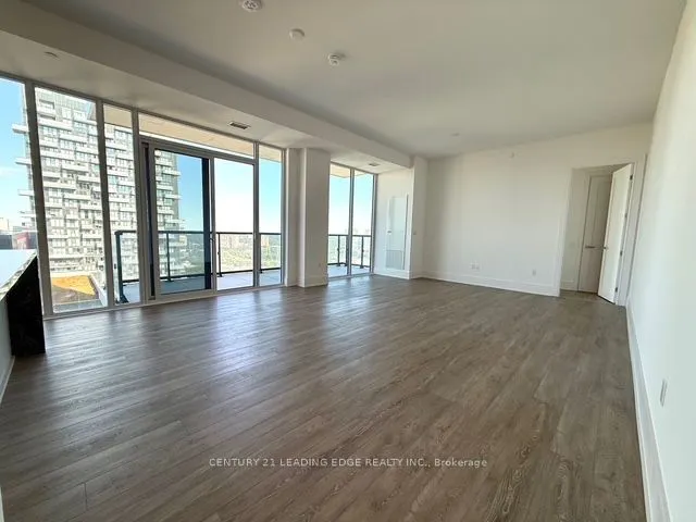 10 INN ON THE PARK Drive, #3304