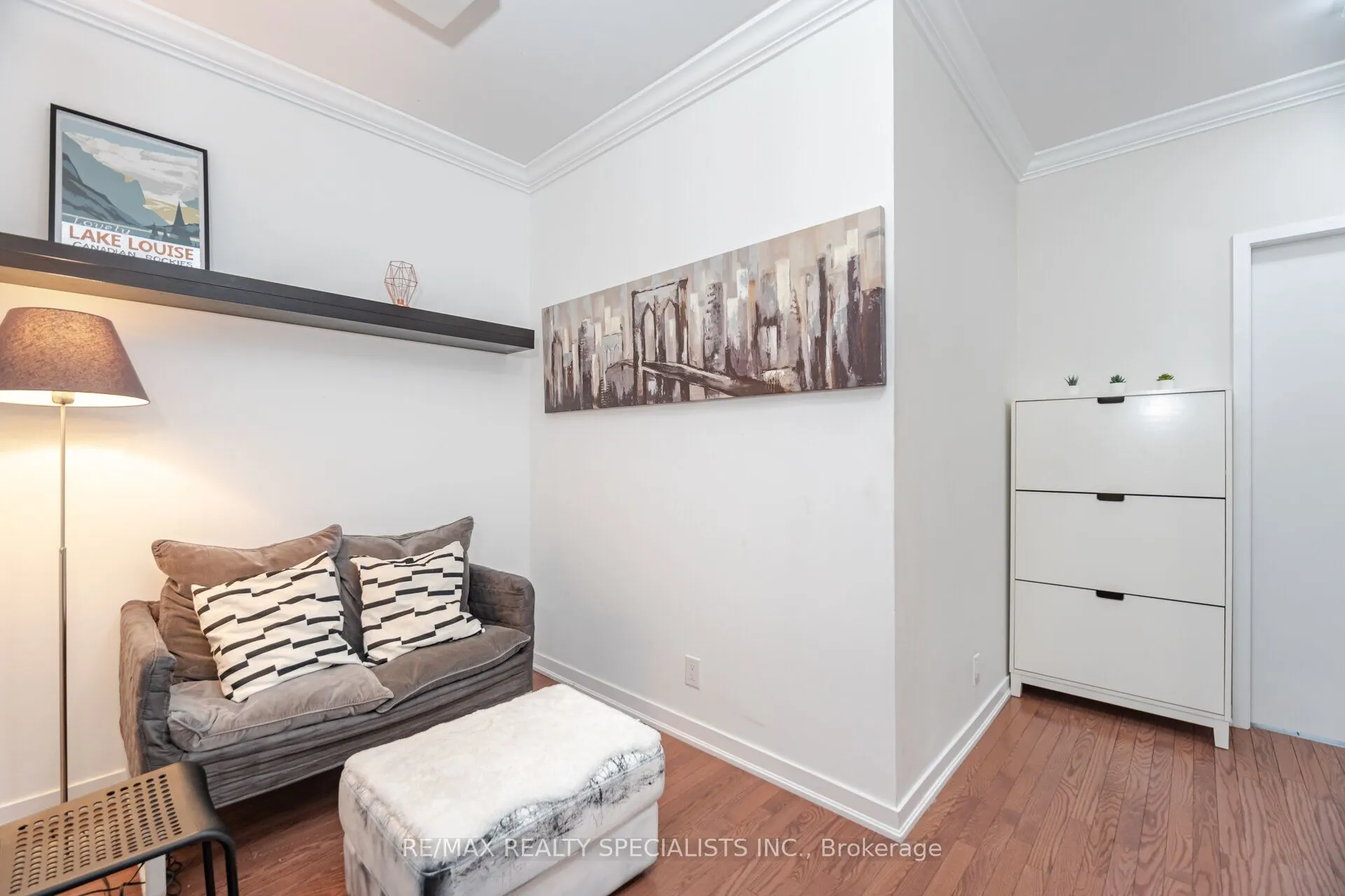 12 York Street, #804