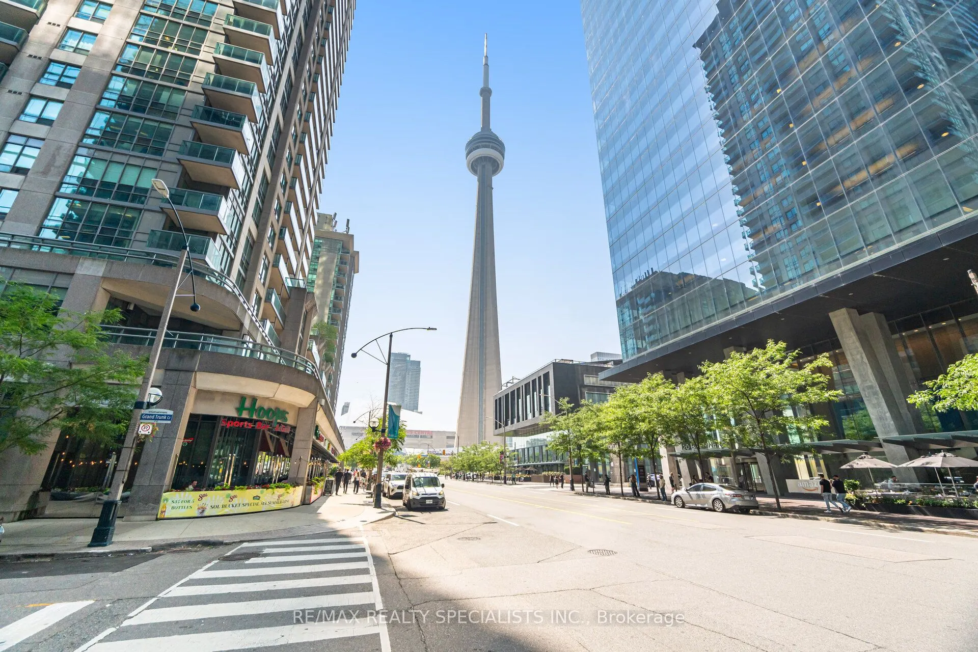 12 York Street, #804