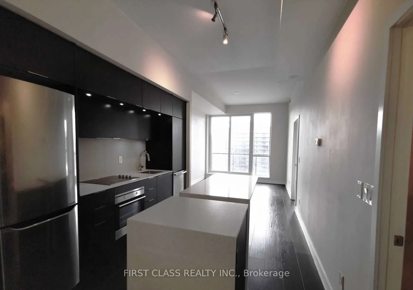 170 Sumach Street, #2408