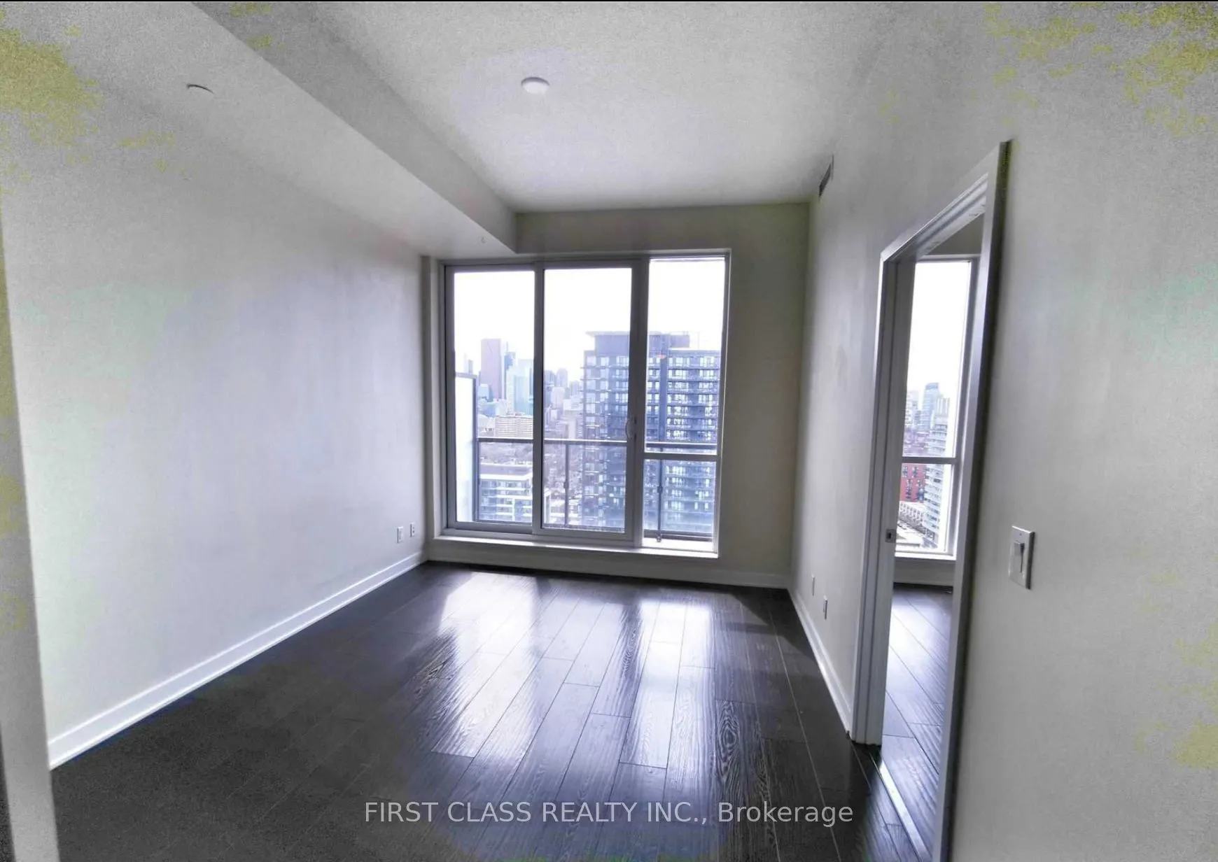 170 Sumach Street, #2408