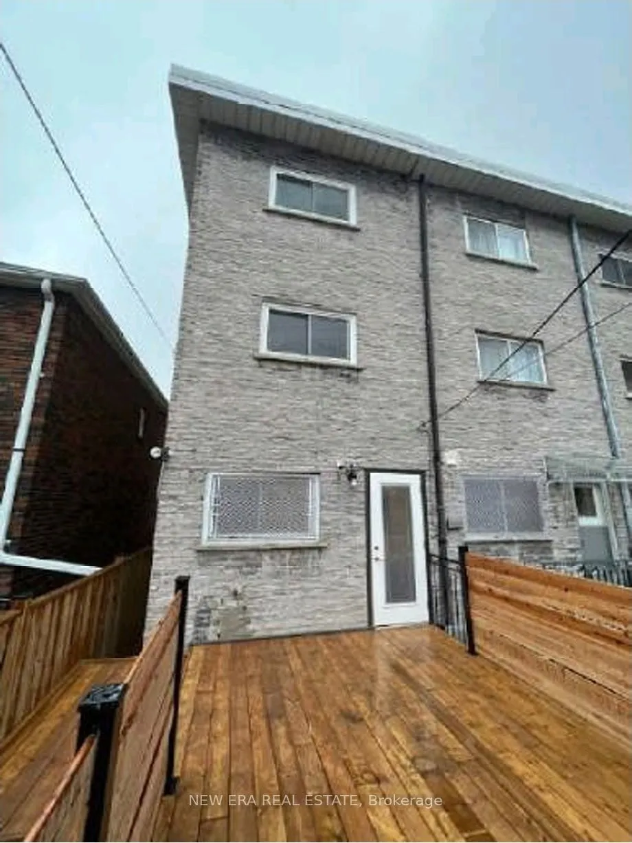 48 Carr Street