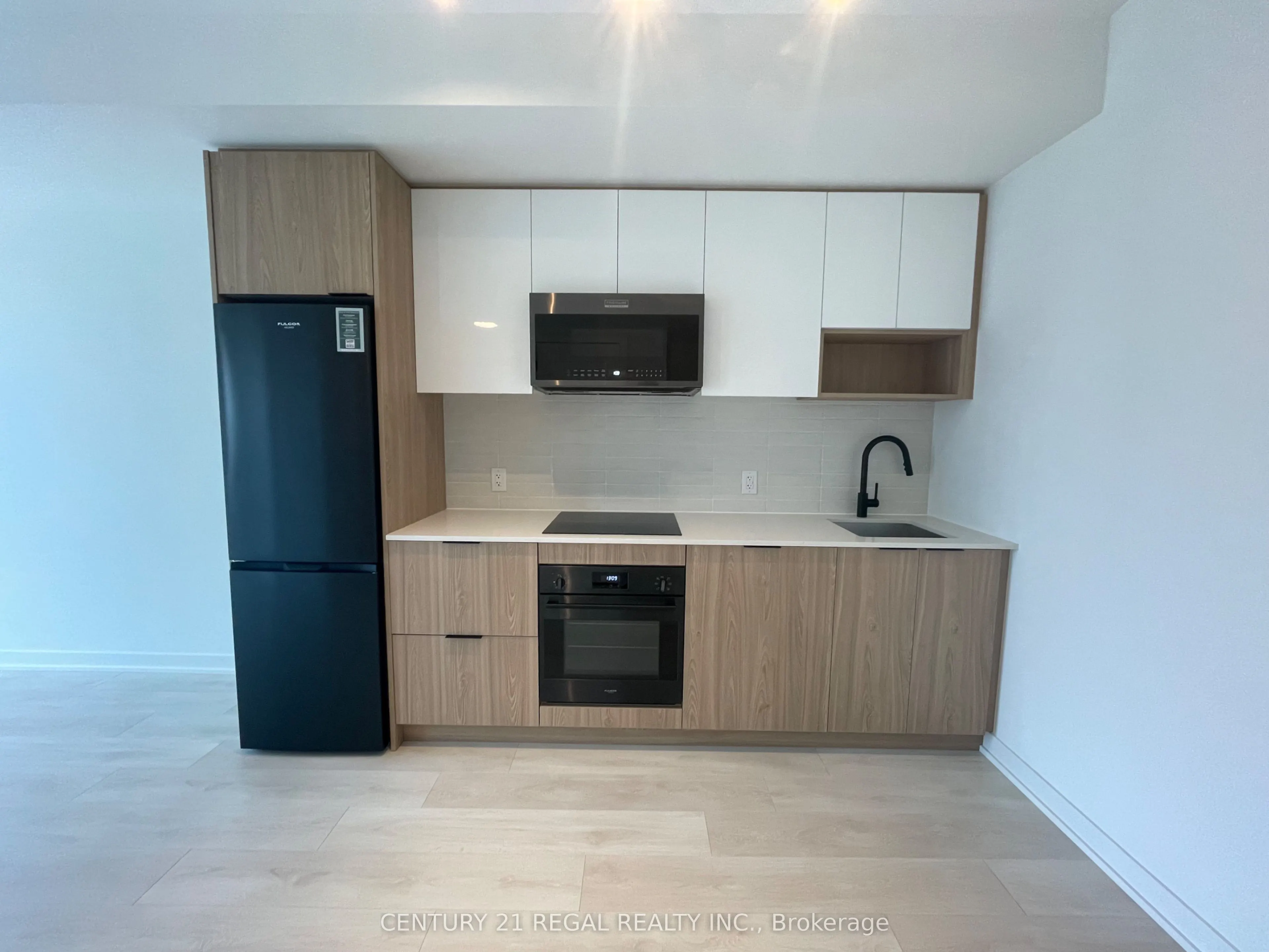 5 Defries Street, #1806