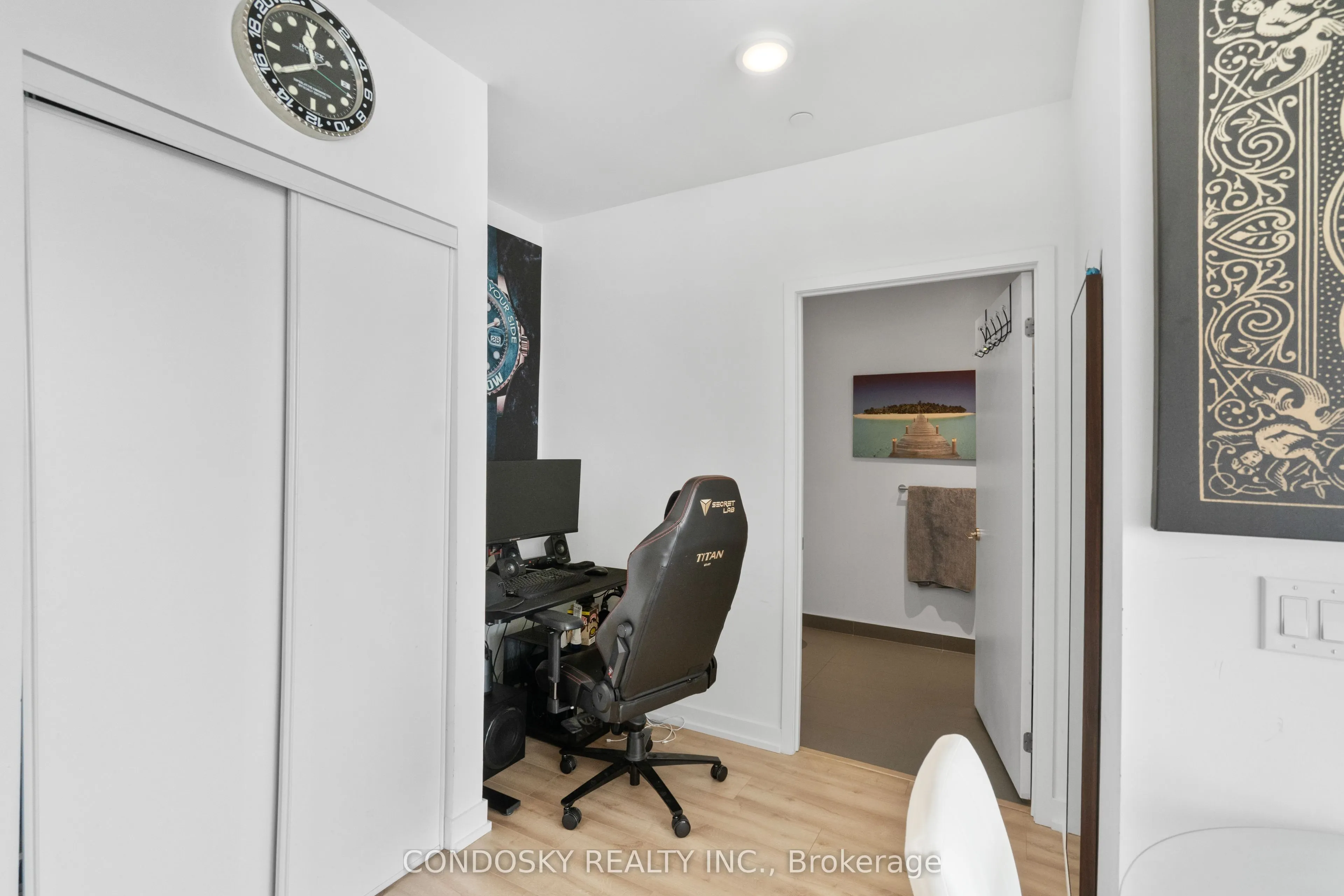 135 East Liberty Street, #PH01