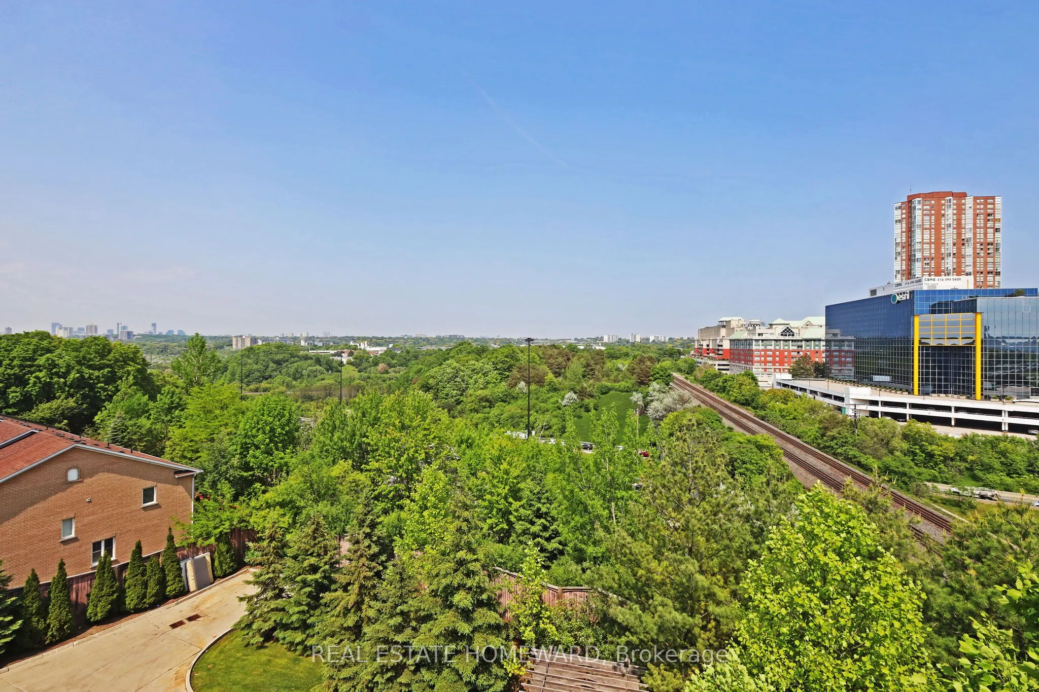 120 Dallimore Circle, #608