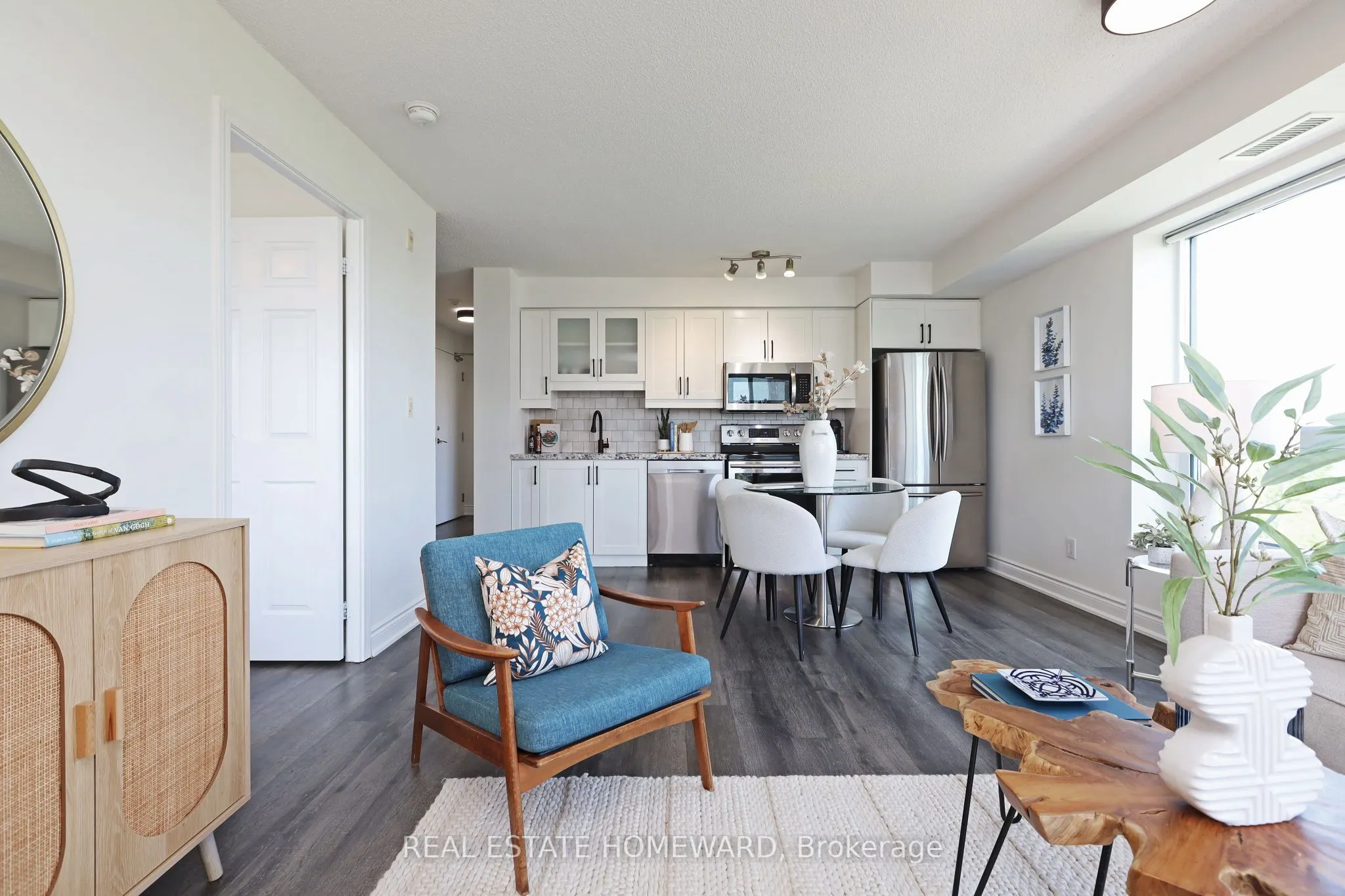 120 Dallimore Circle, #608