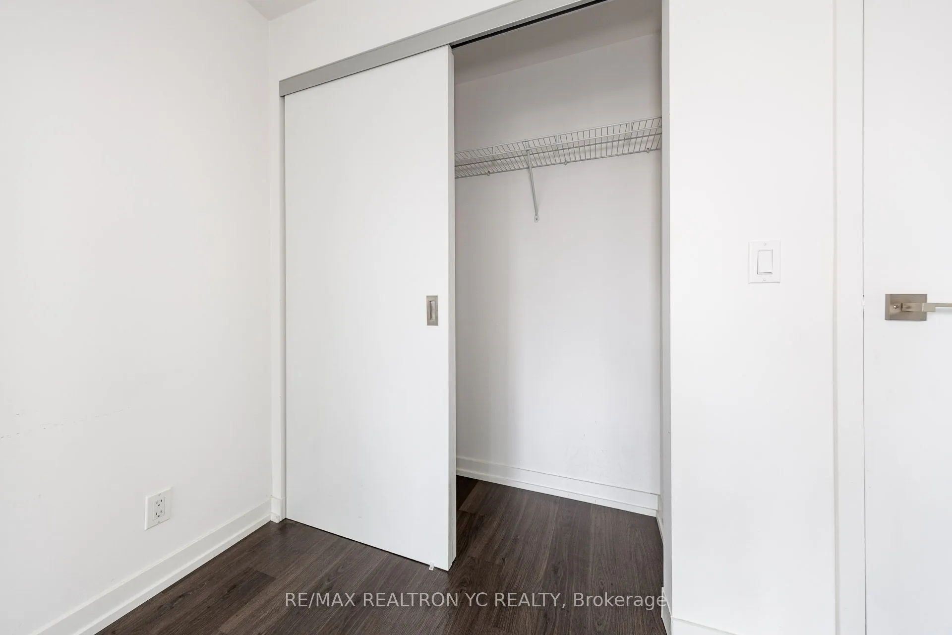 98 Lillian Street, #313
