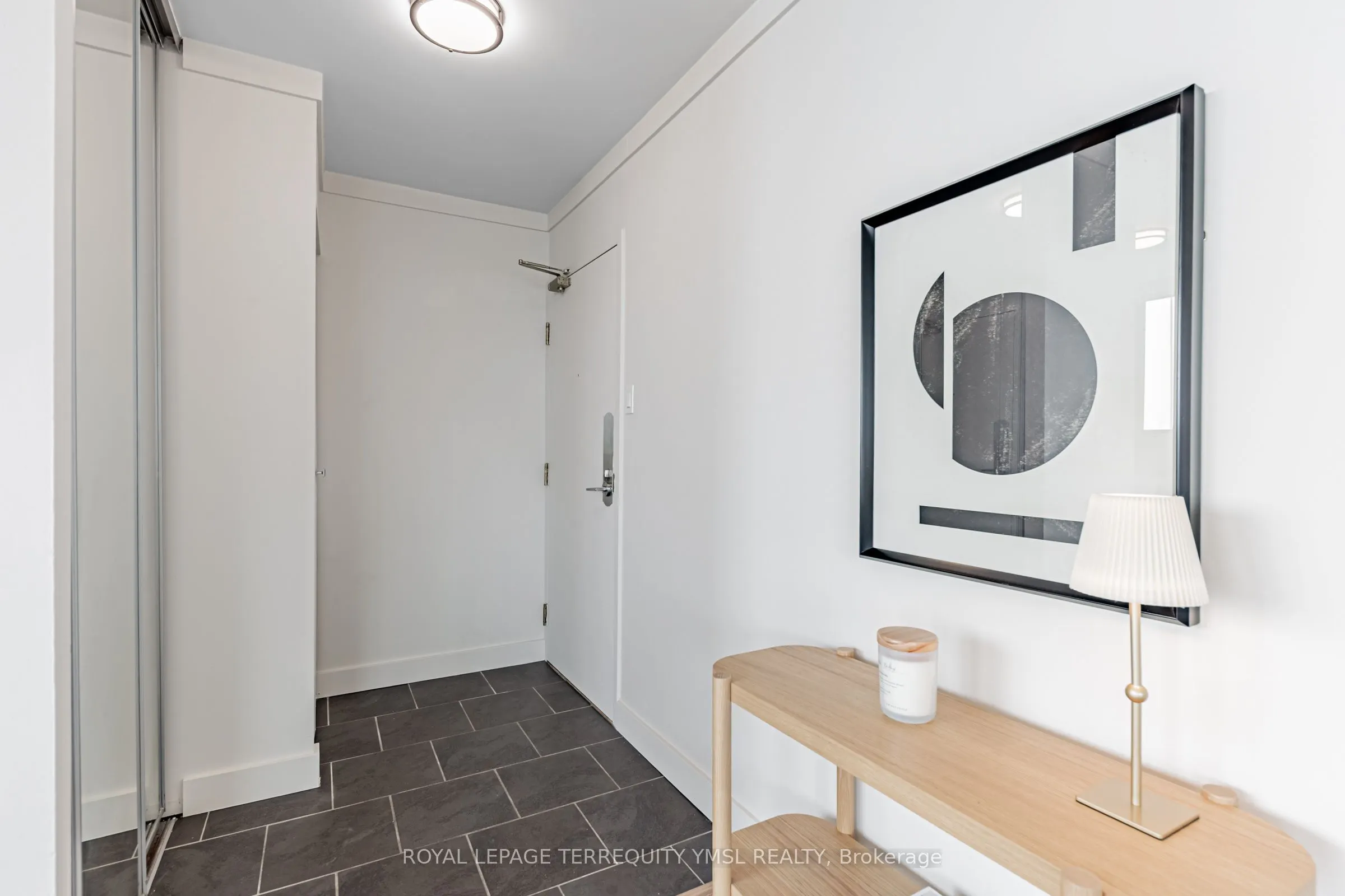 250 Queens Quay W, #1401