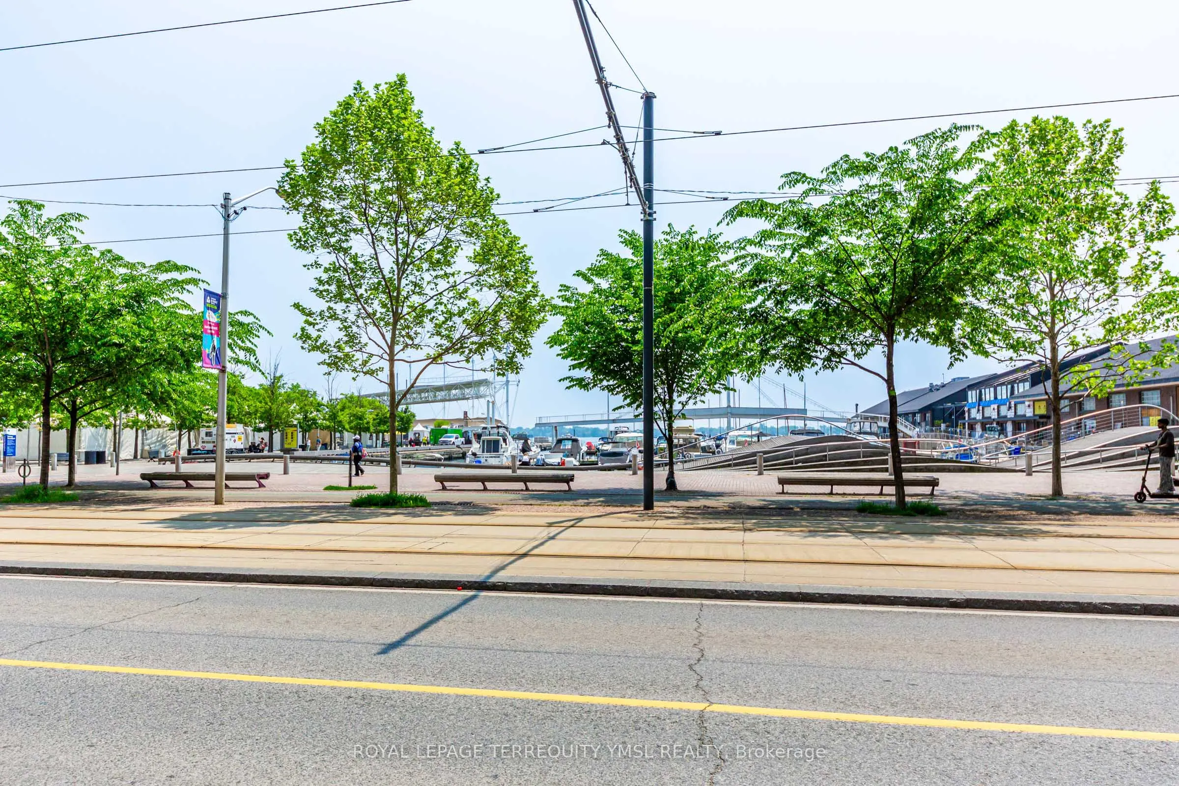 250 Queens Quay W, #1401